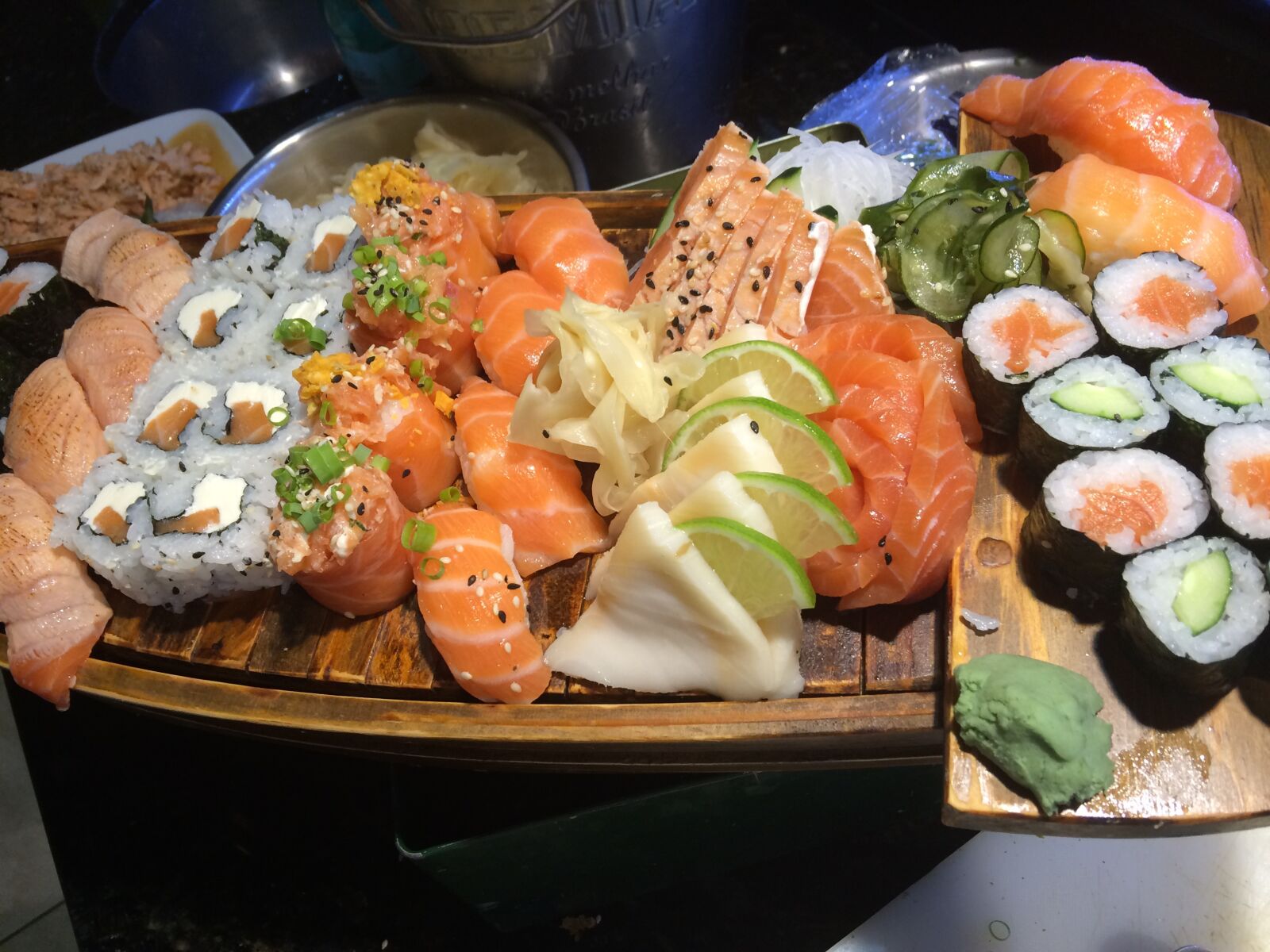 iPhone 5s back camera 4.15mm f/2.2 sample photo. Barca, sushi, fish photography