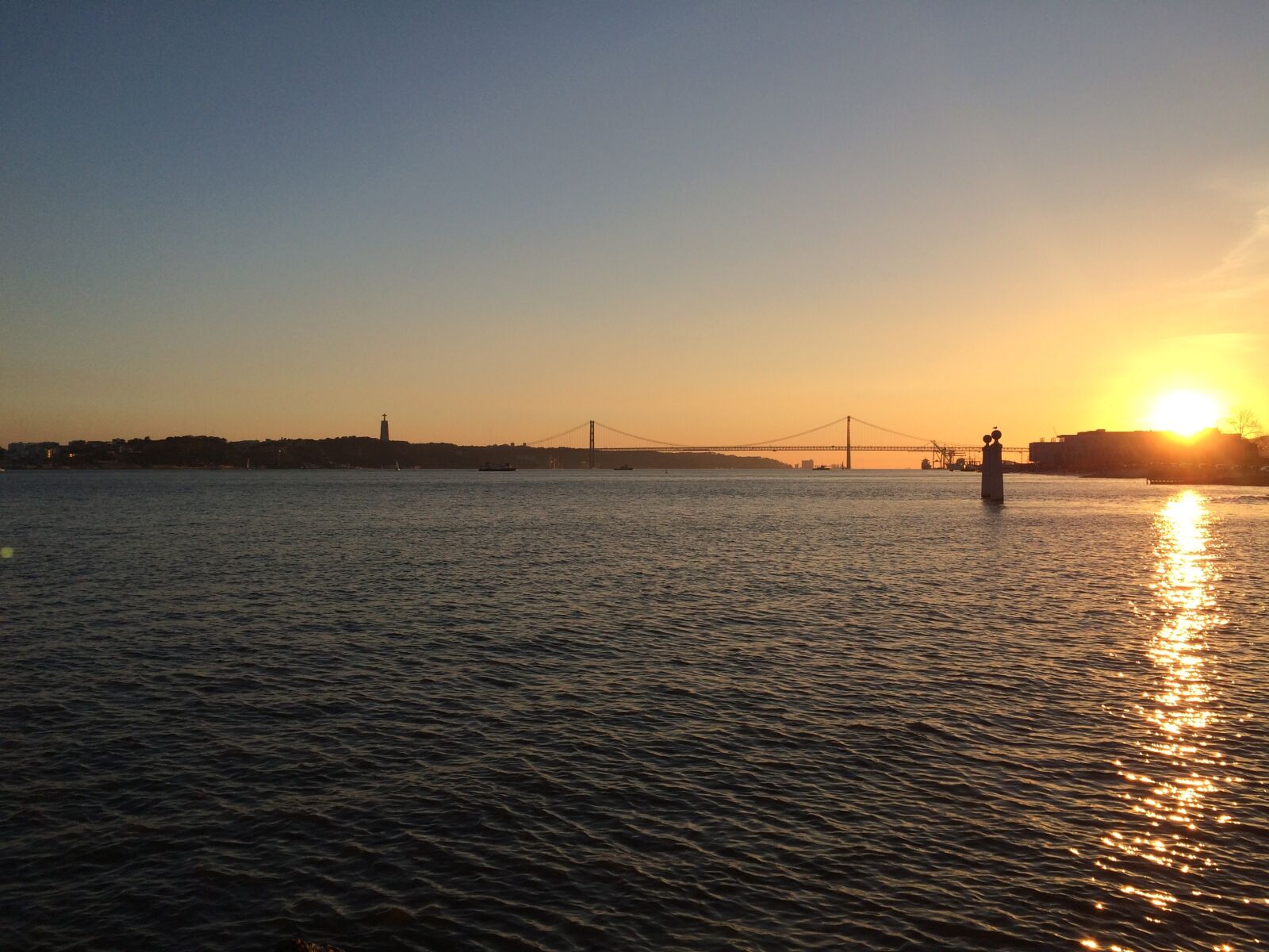 iPhone 5s back camera 4.15mm f/2.2 sample photo. Lisbon, bridge, sunset photography