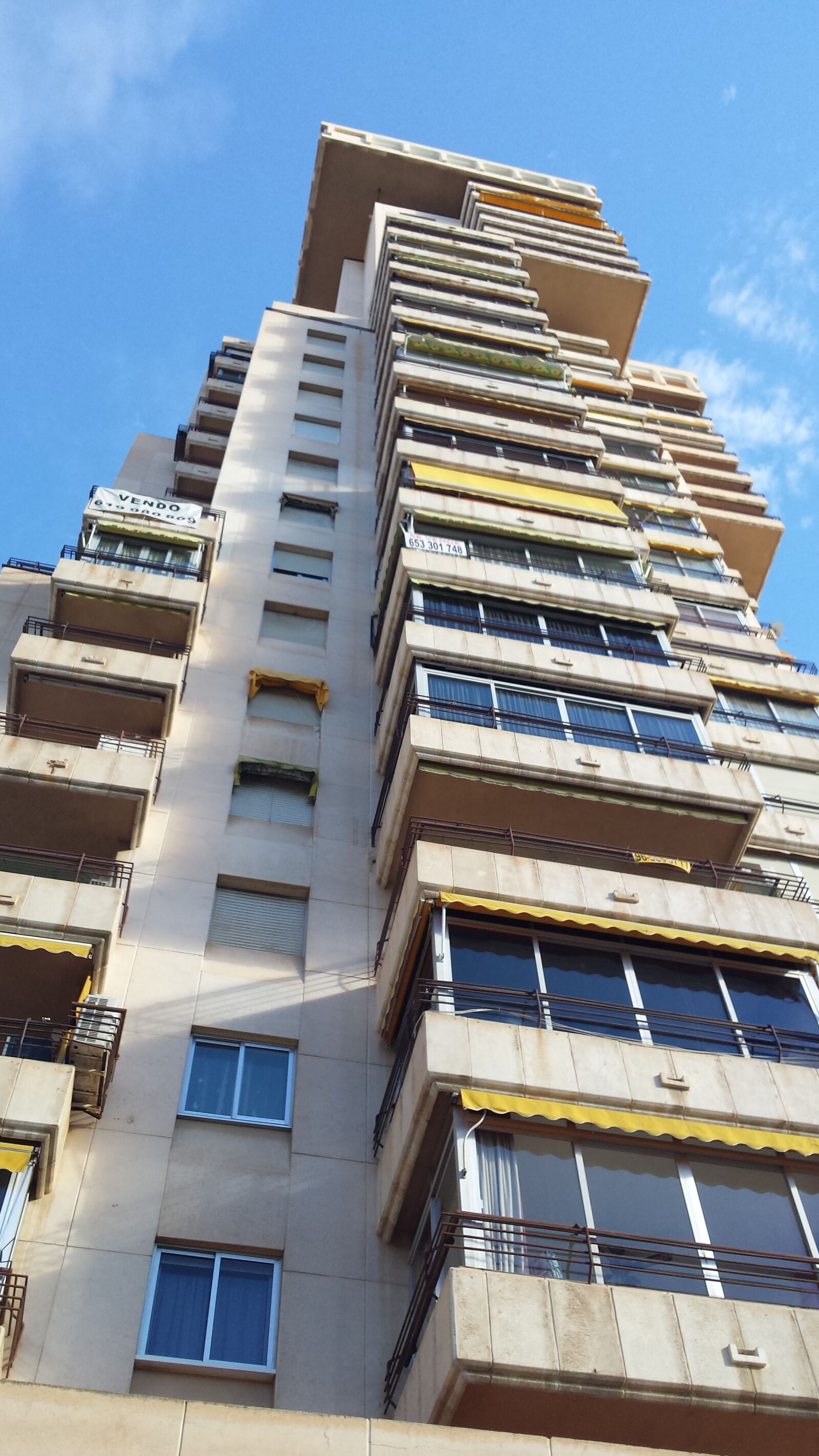 Samsung Galaxy S4 sample photo. Benidorm, apartment block, high photography