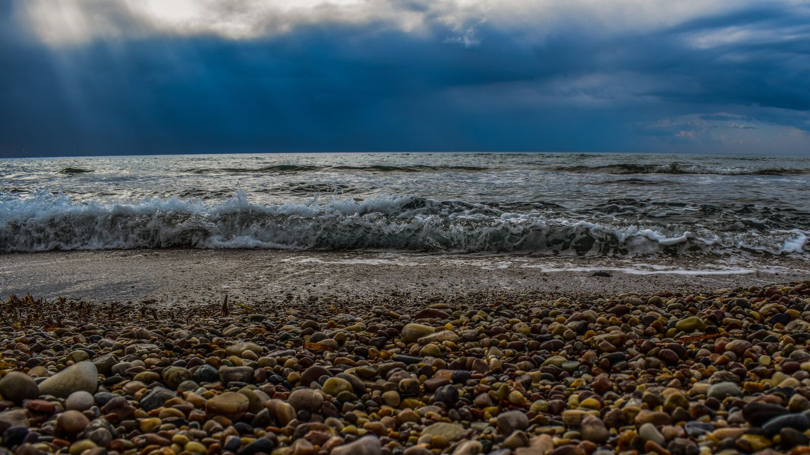 Nikon D3300 sample photo. Sea, pebbles, pebble beach photography