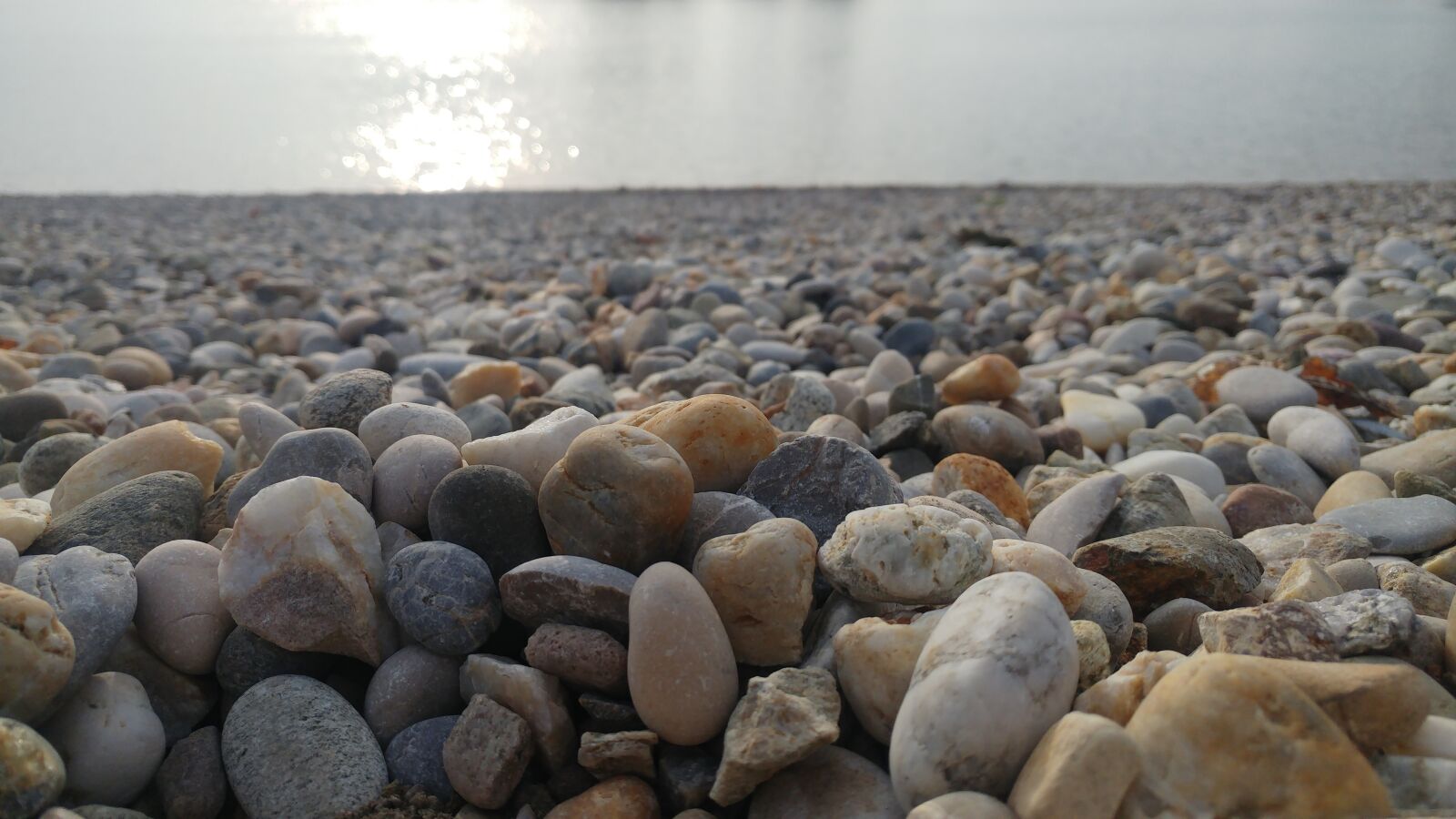 LG G5 sample photo. Stone, rock, calculus photography