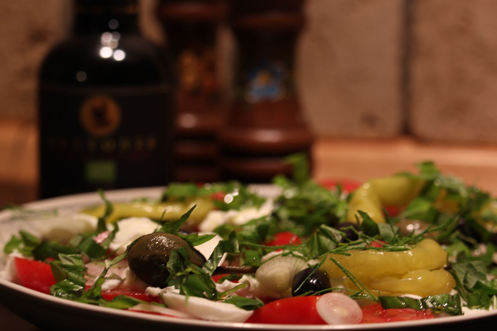 Canon EF-S 55-250mm F4-5.6 IS STM sample photo. Salad, vegetables, healthy photography