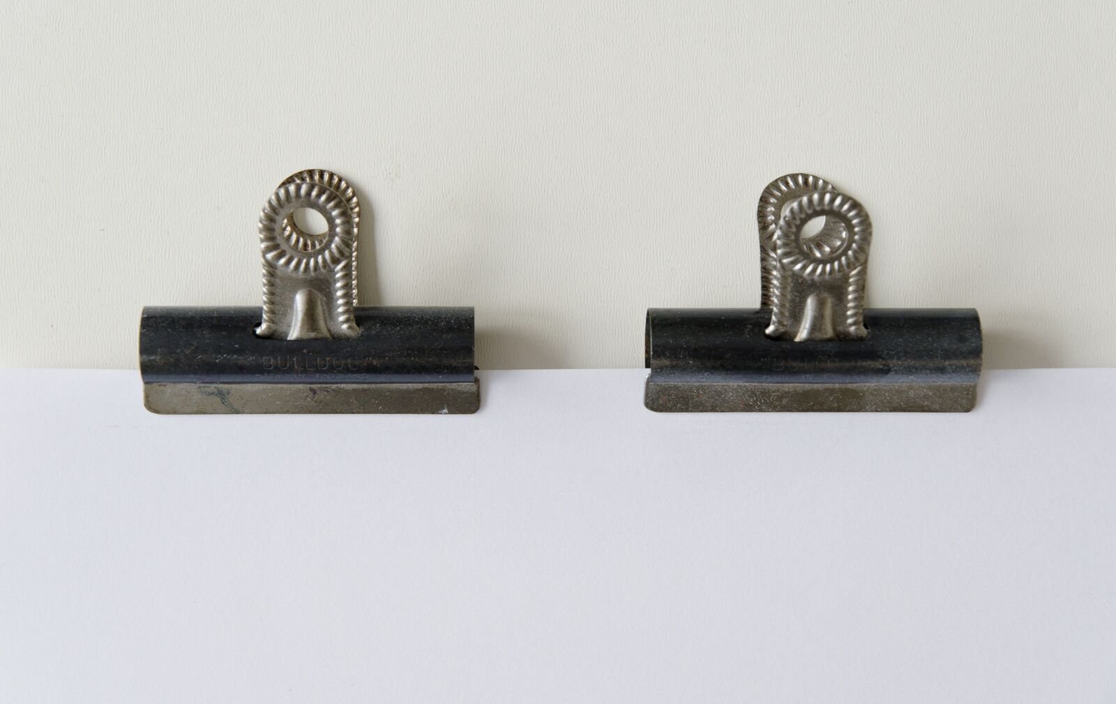 Nikon D5100 sample photo. Clips, black, paper photography