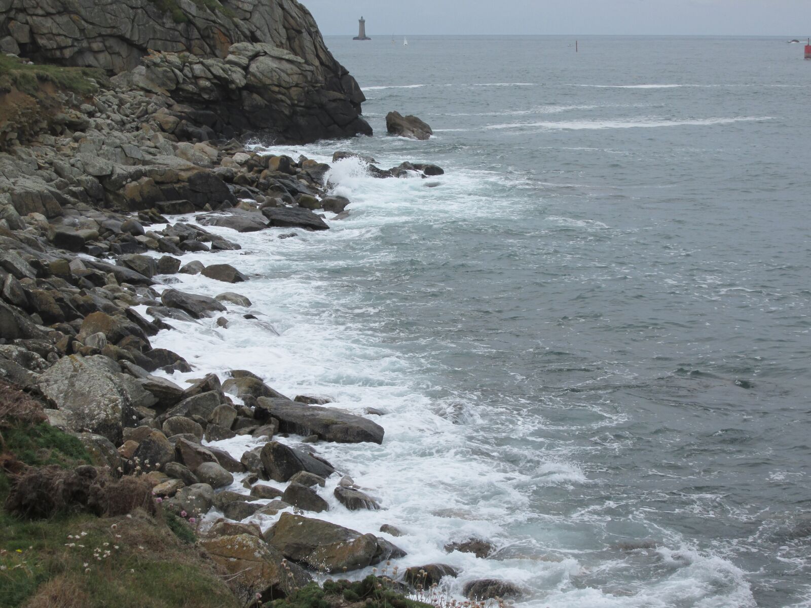 Canon PowerShot A2500 sample photo. Sea, ocean, side photography