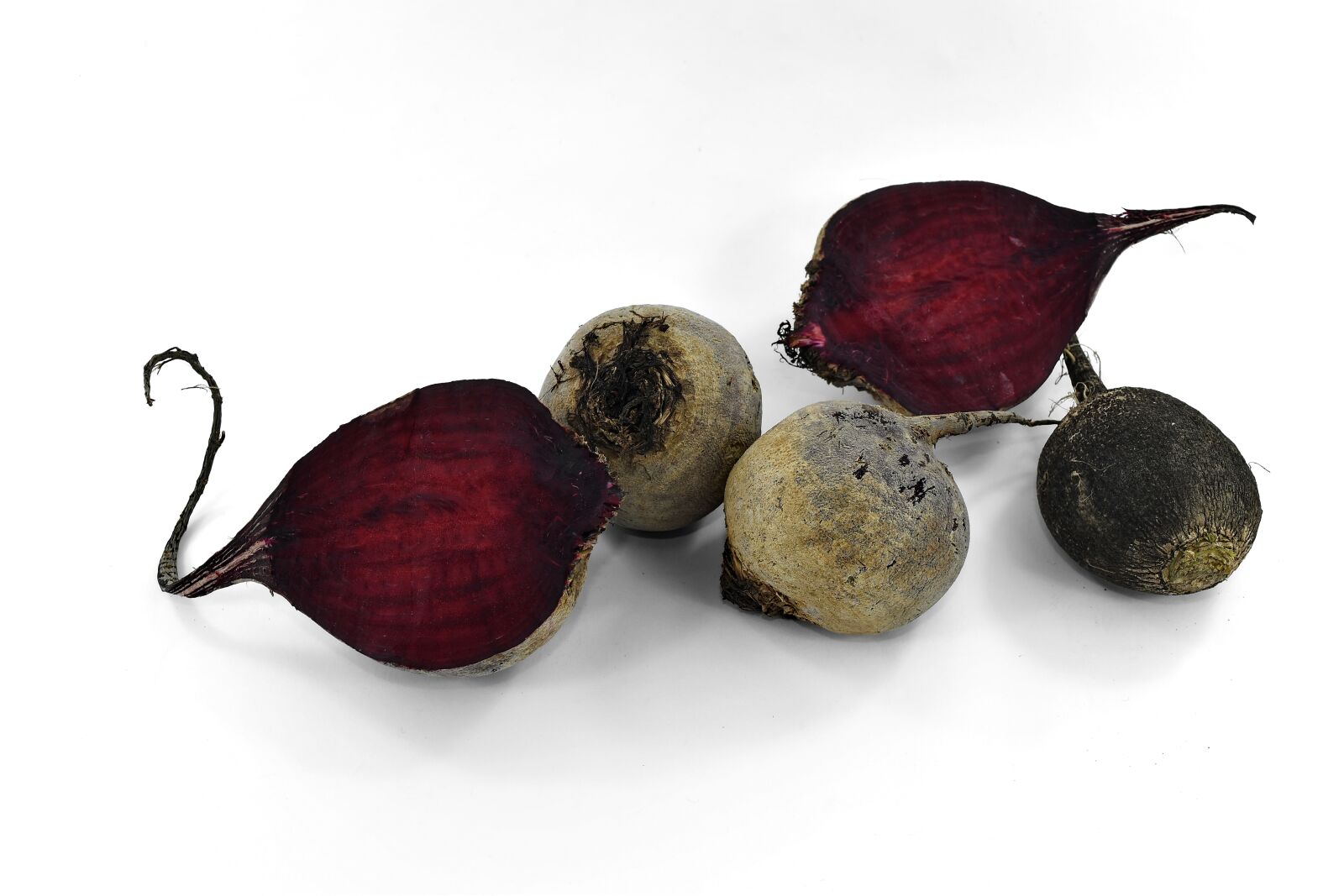 Nikon D5500 sample photo. Antioxidant, beetroot, half, organic photography