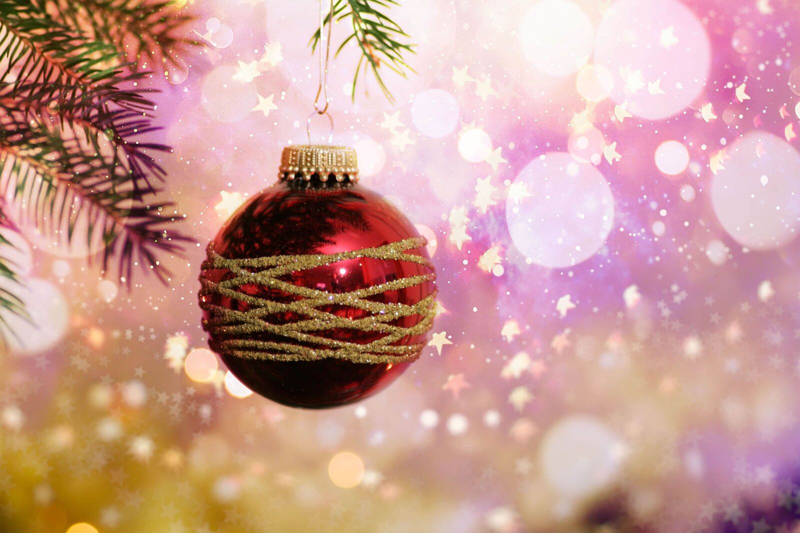 Canon EOS 350D (EOS Digital Rebel XT / EOS Kiss Digital N) sample photo. Christmas tree, spark, ornament photography