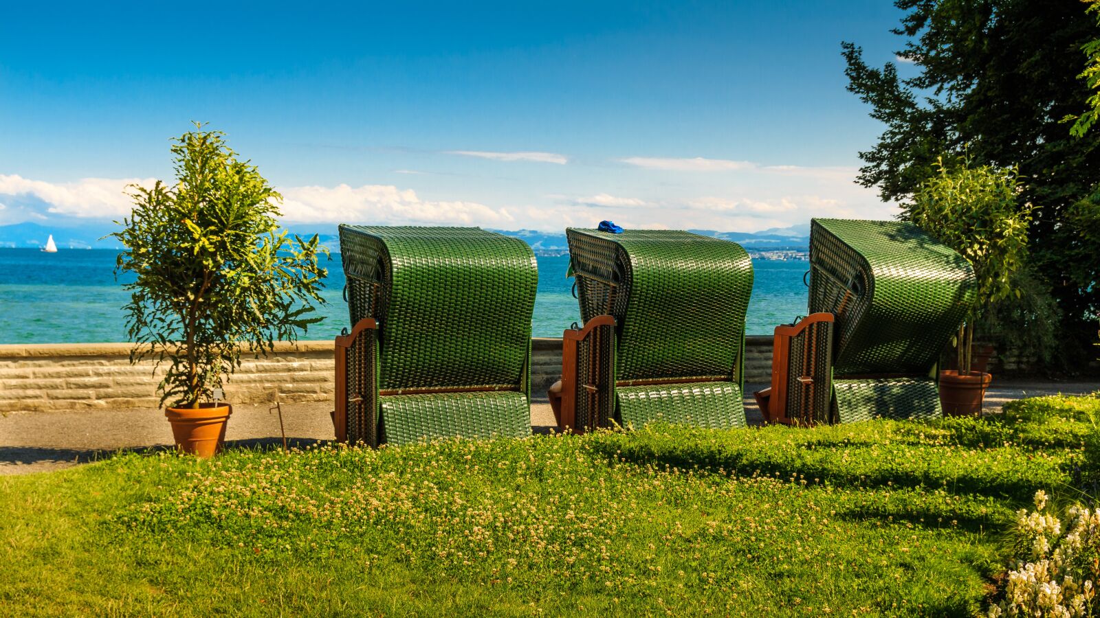 Canon EOS 650D (EOS Rebel T4i / EOS Kiss X6i) sample photo. Clubs, lake constance, island photography