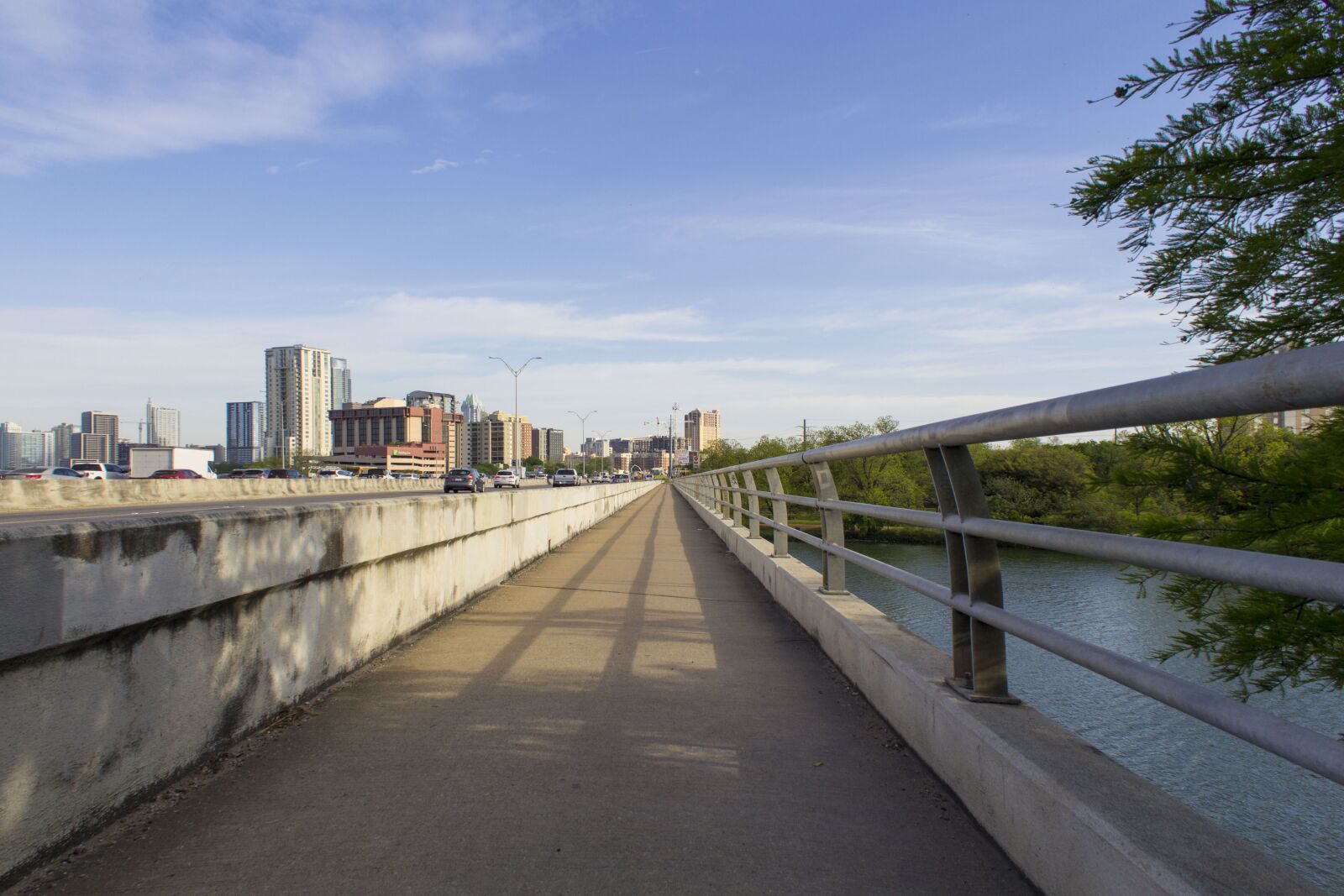 Canon EOS 1200D (EOS Rebel T5 / EOS Kiss X70 / EOS Hi) sample photo. Austin, bridge, lady bird photography