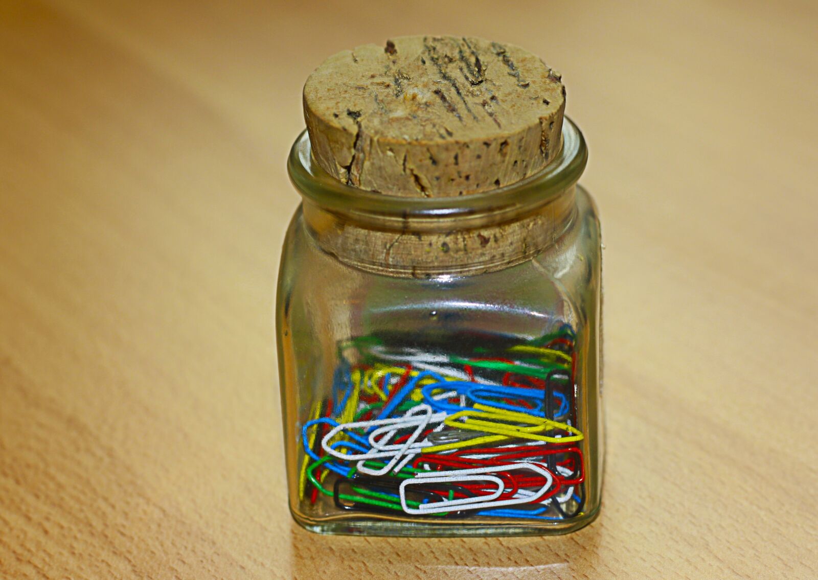 Canon EOS 1000D (EOS Digital Rebel XS / EOS Kiss F) sample photo. Glass, cork, plug photography