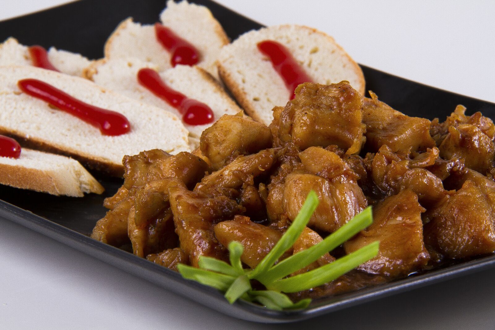Canon EF-S 18-200mm F3.5-5.6 IS sample photo. Meal, dinner, food photography