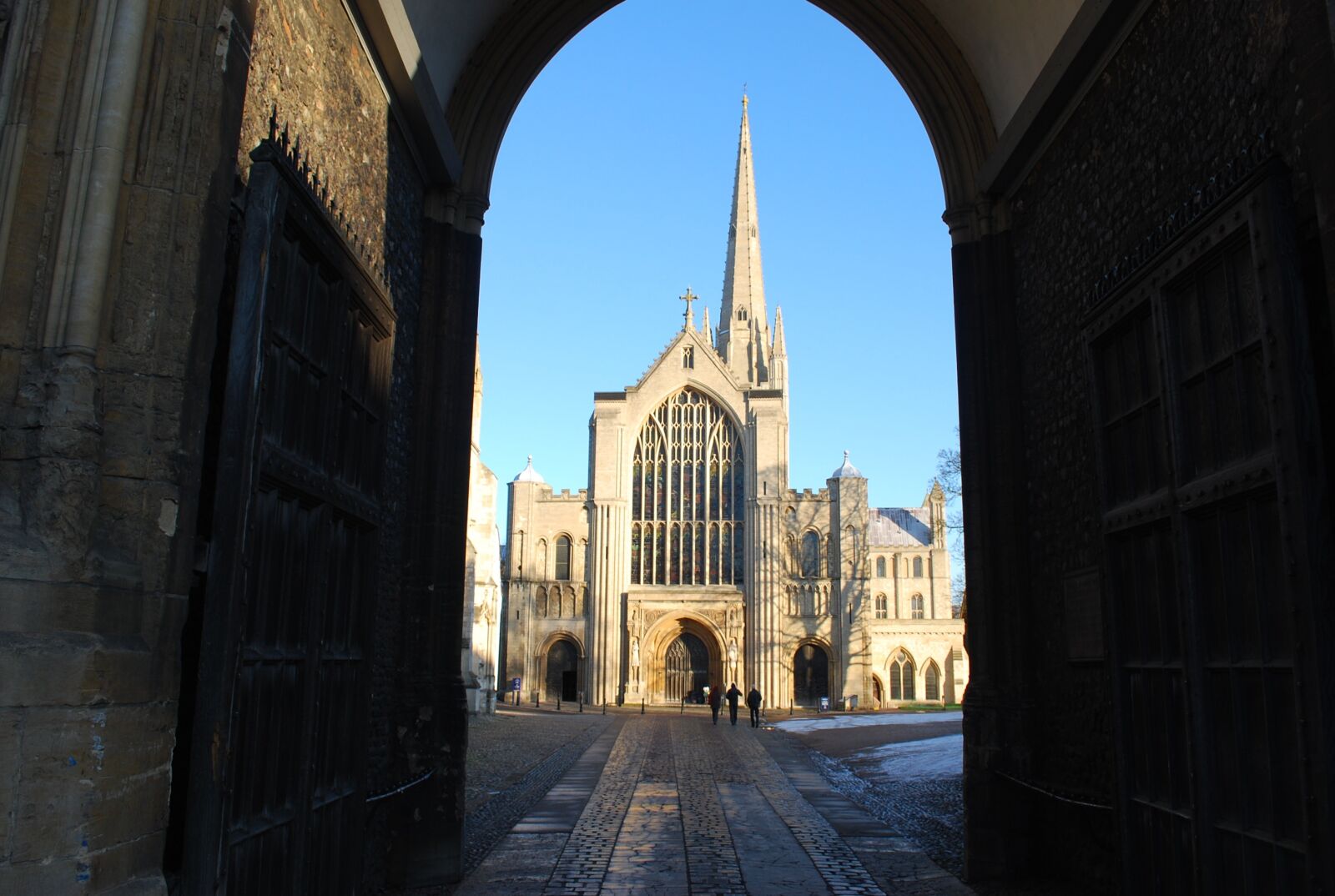 Nikon D60 sample photo. Cathedral, uk, english photography