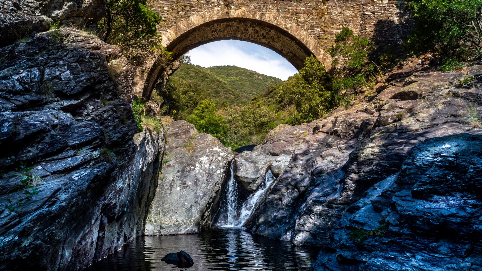 Nikon D3200 sample photo. Ardeche, river, bridge photography