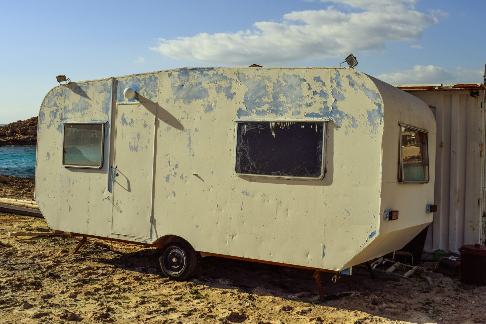 Nikon D3300 sample photo. Caravan, beach, retro photography