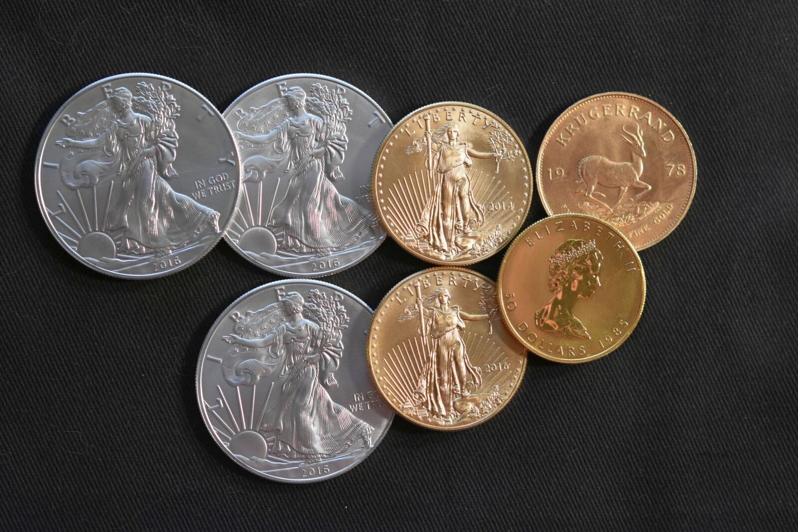 Nikon D7200 sample photo. Coins, money, wealth photography