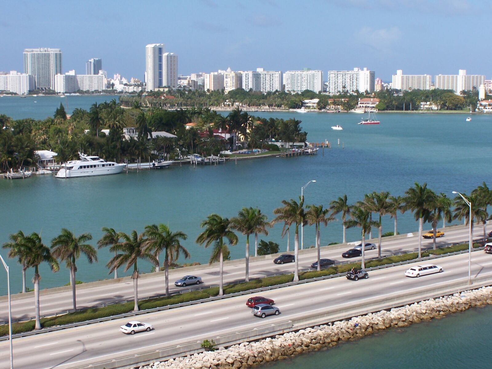 Kodak DX6490 ZOOM DIGITAL CAMERA sample photo. Miami, ocean, shore, road photography