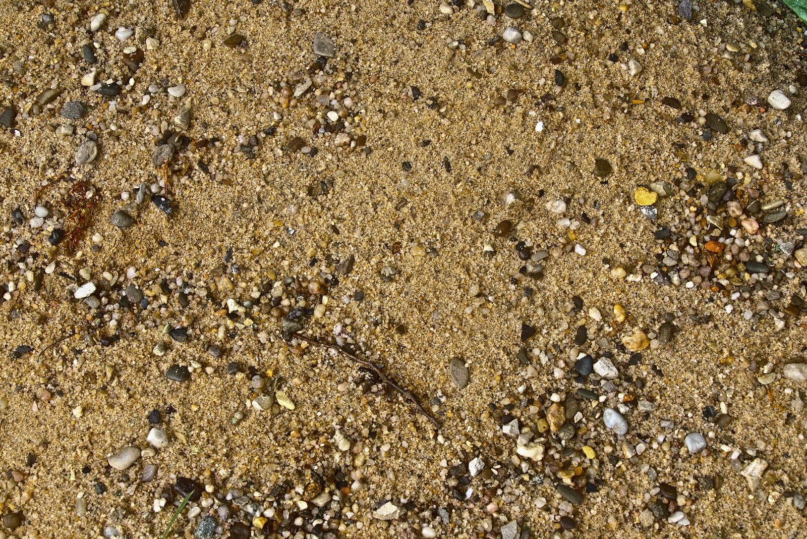 Panasonic Lumix DMC-FZ1000 sample photo. Sand, pebble, aggregate photography