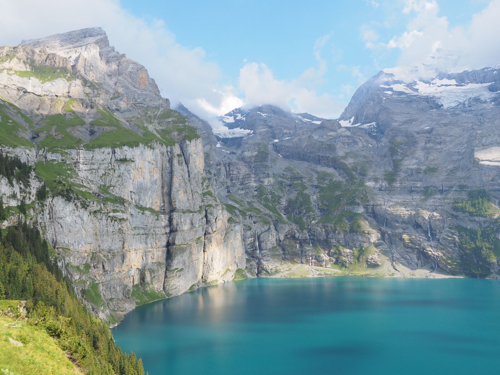 Olympus OM-D E-M1 + Olympus M.Zuiko Digital ED 12-40mm F2.8 Pro sample photo. Lake oeschinen, lake, switzerland photography