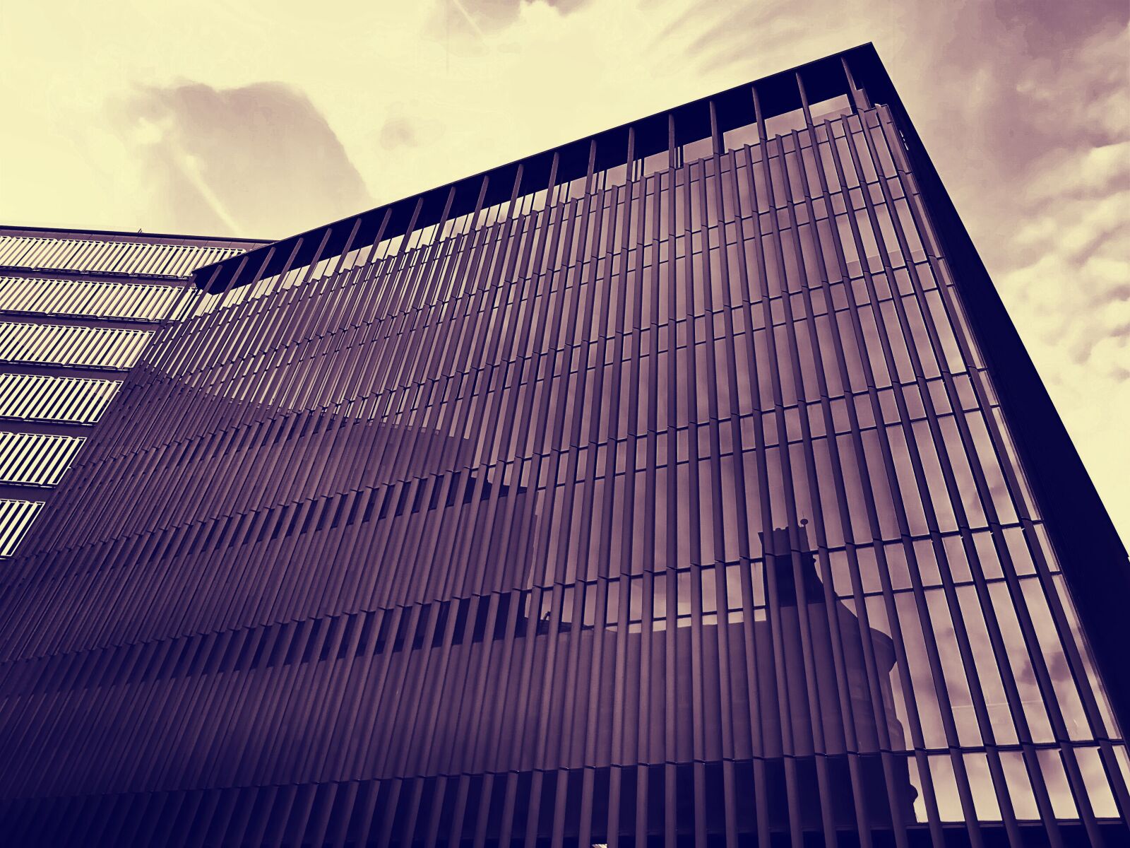 Sony DSC-HX60 sample photo. Architecture, building, downtown, glass photography