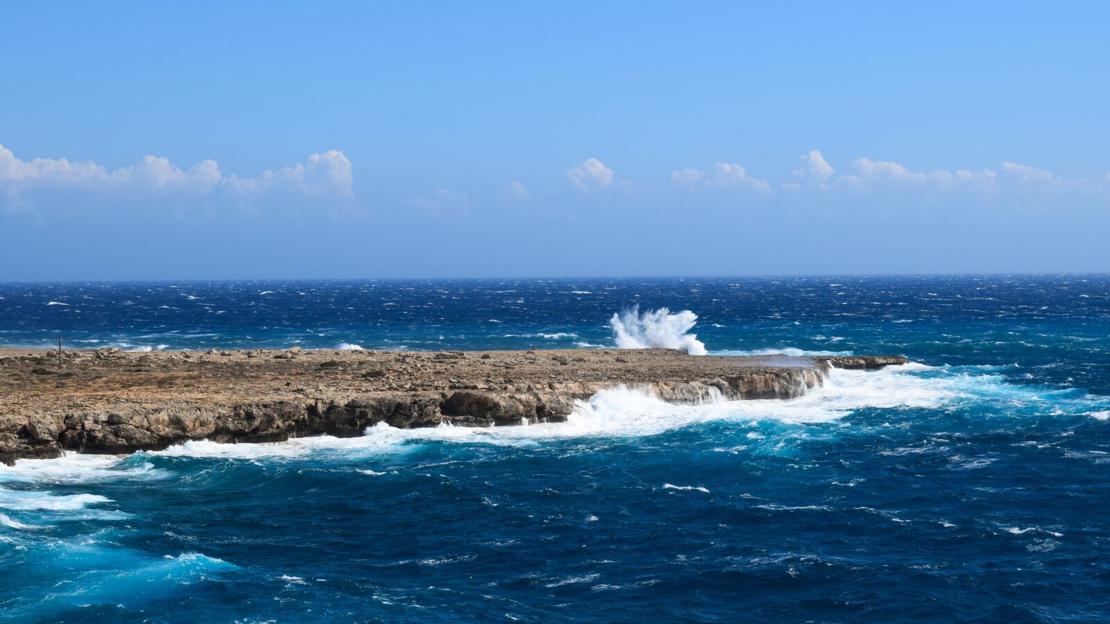 Nikon D3300 sample photo. Rocky coast, waves, sea photography