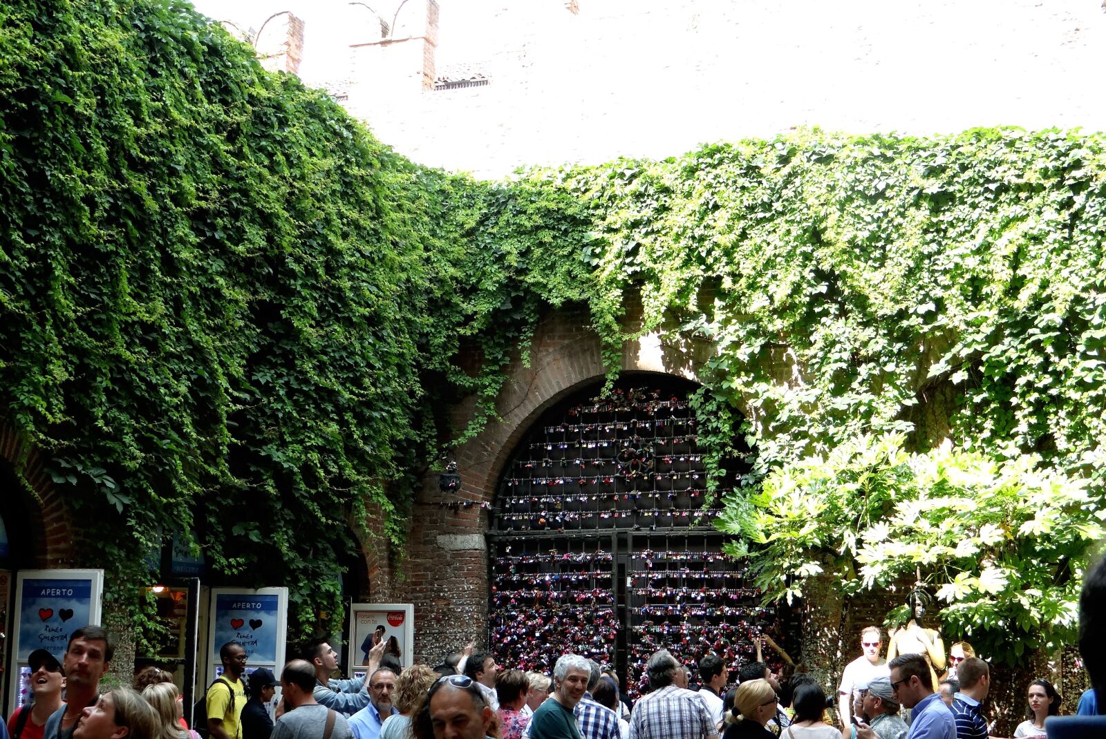 Sony DSC-HX200V sample photo. Verona, italy, tourism photography