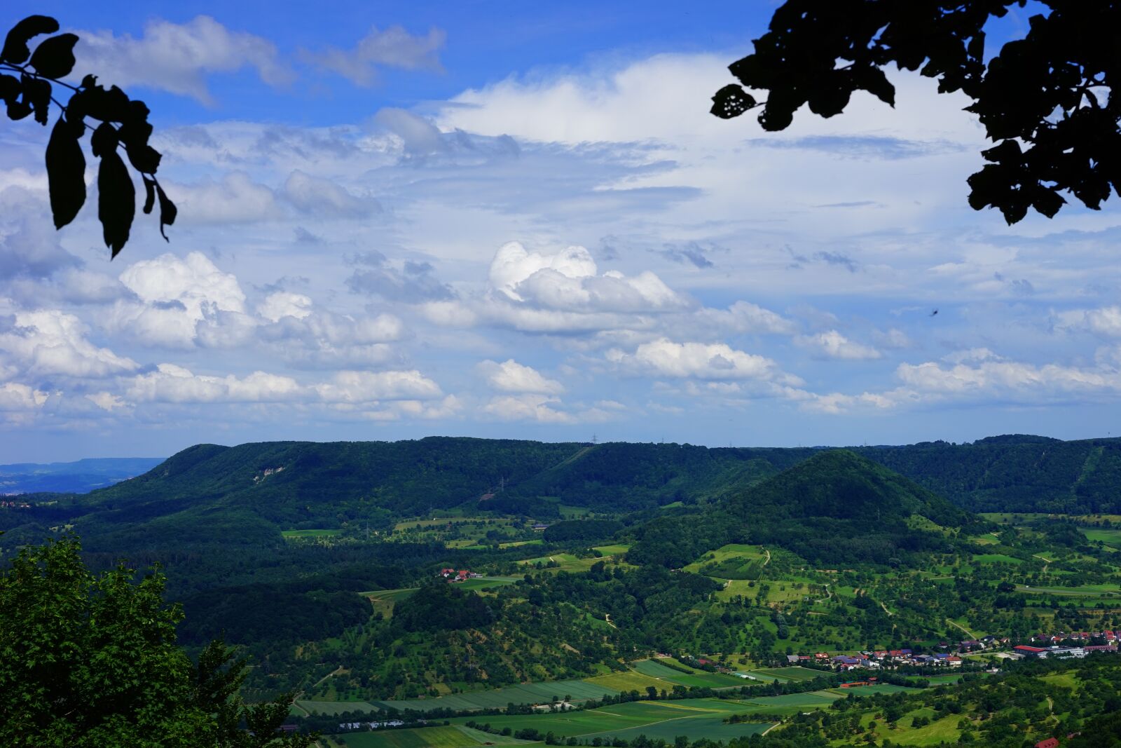 Sony Sonnar T* FE 55mm F1.8 ZA sample photo. Swabian alb, witness mountain photography