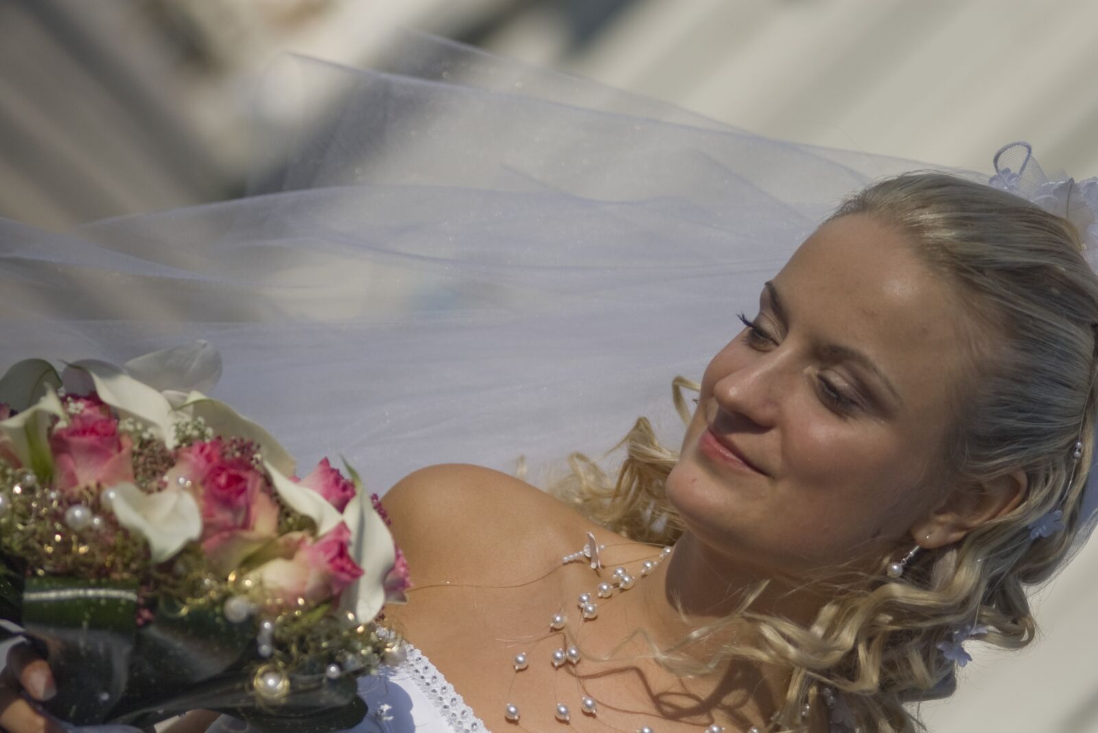 Pentax *ist DS sample photo. Bride, wedding, woman photography