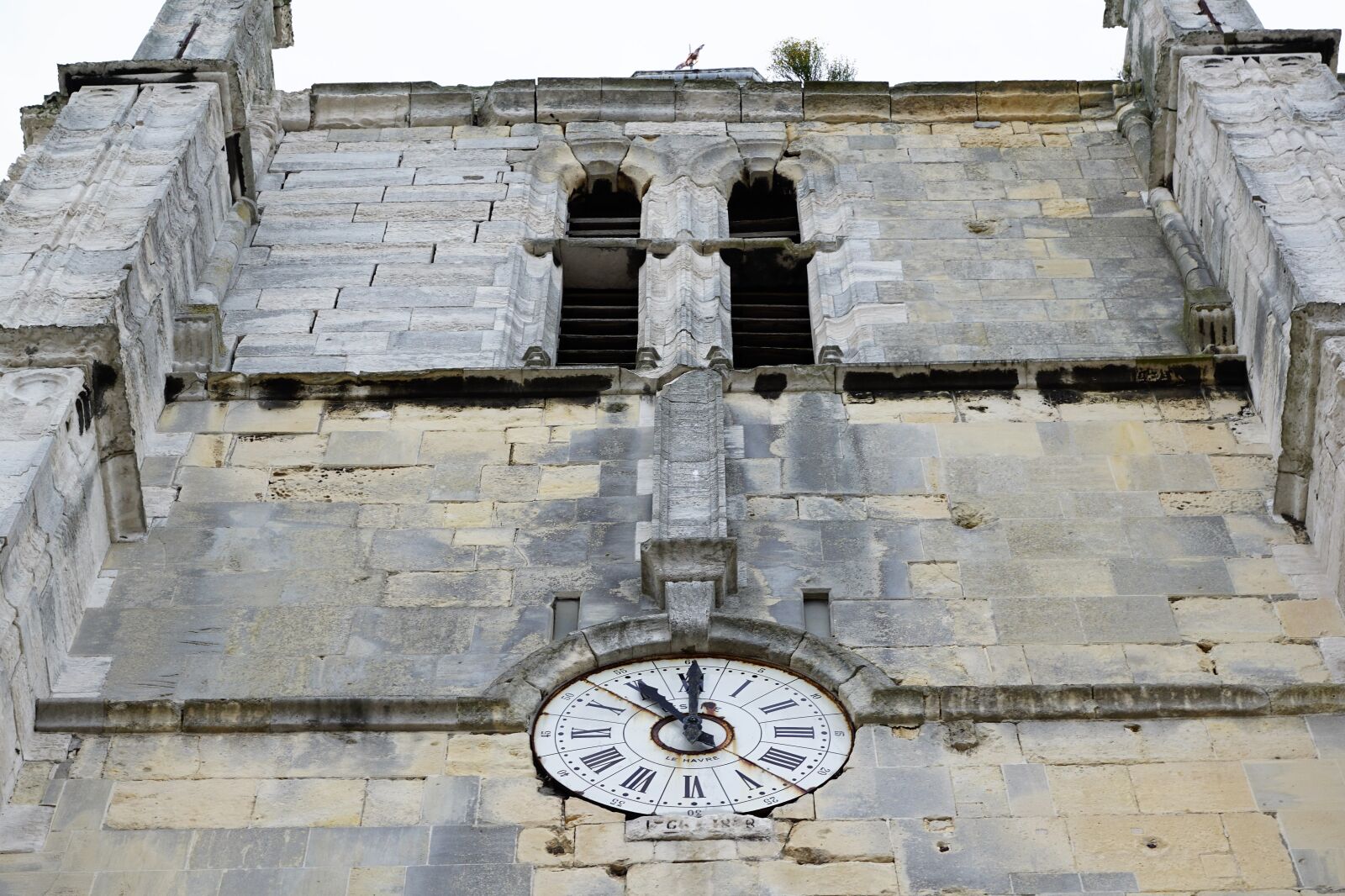 Sony ILCA-77M2 + Sony DT 16-50mm F2.8 SSM sample photo. Clock, church, le havre photography