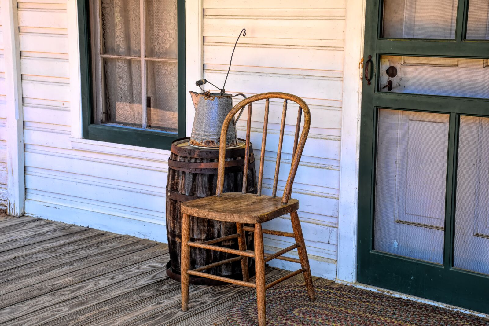 Nikon D5500 sample photo. Porch, vintage, chair photography