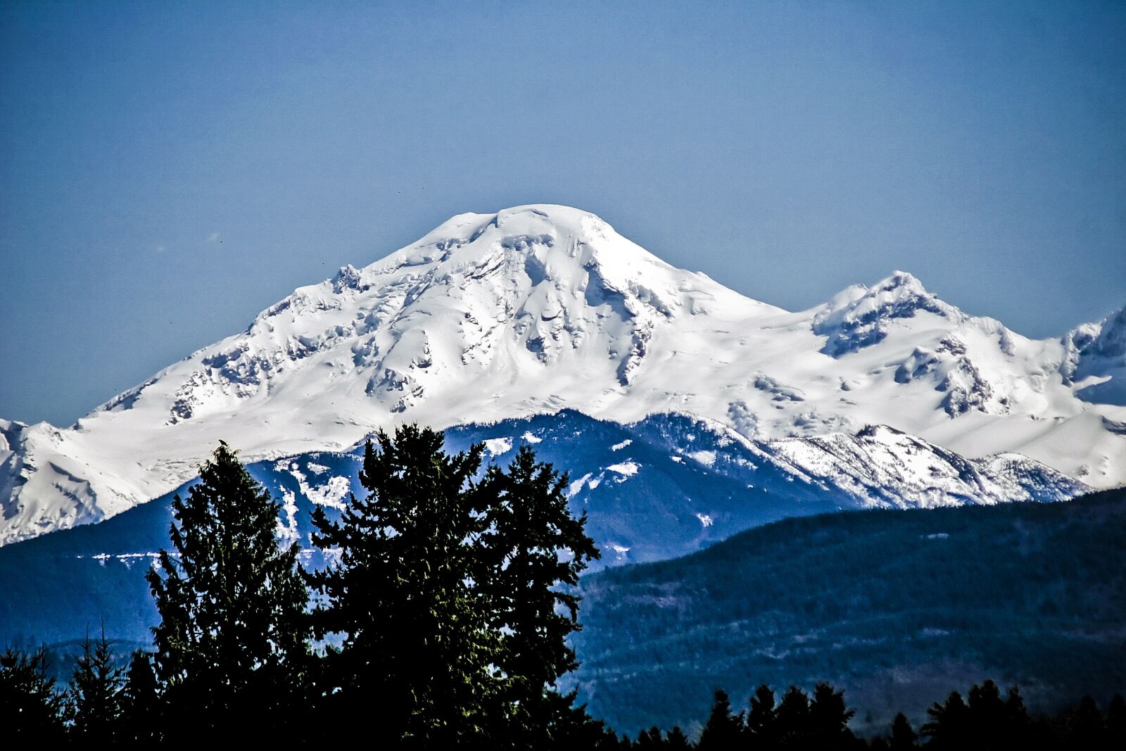 Canon EOS 20D sample photo. Mountain, trees, landscape photography