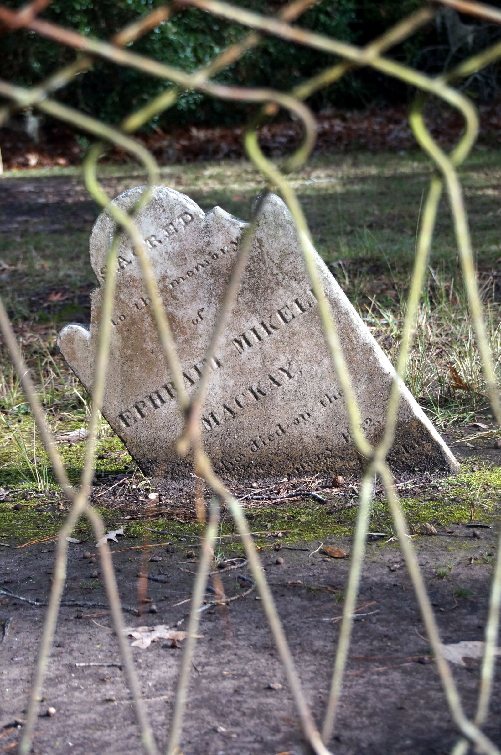 Sony SLT-A57 sample photo. Graveyard, fence, church photography