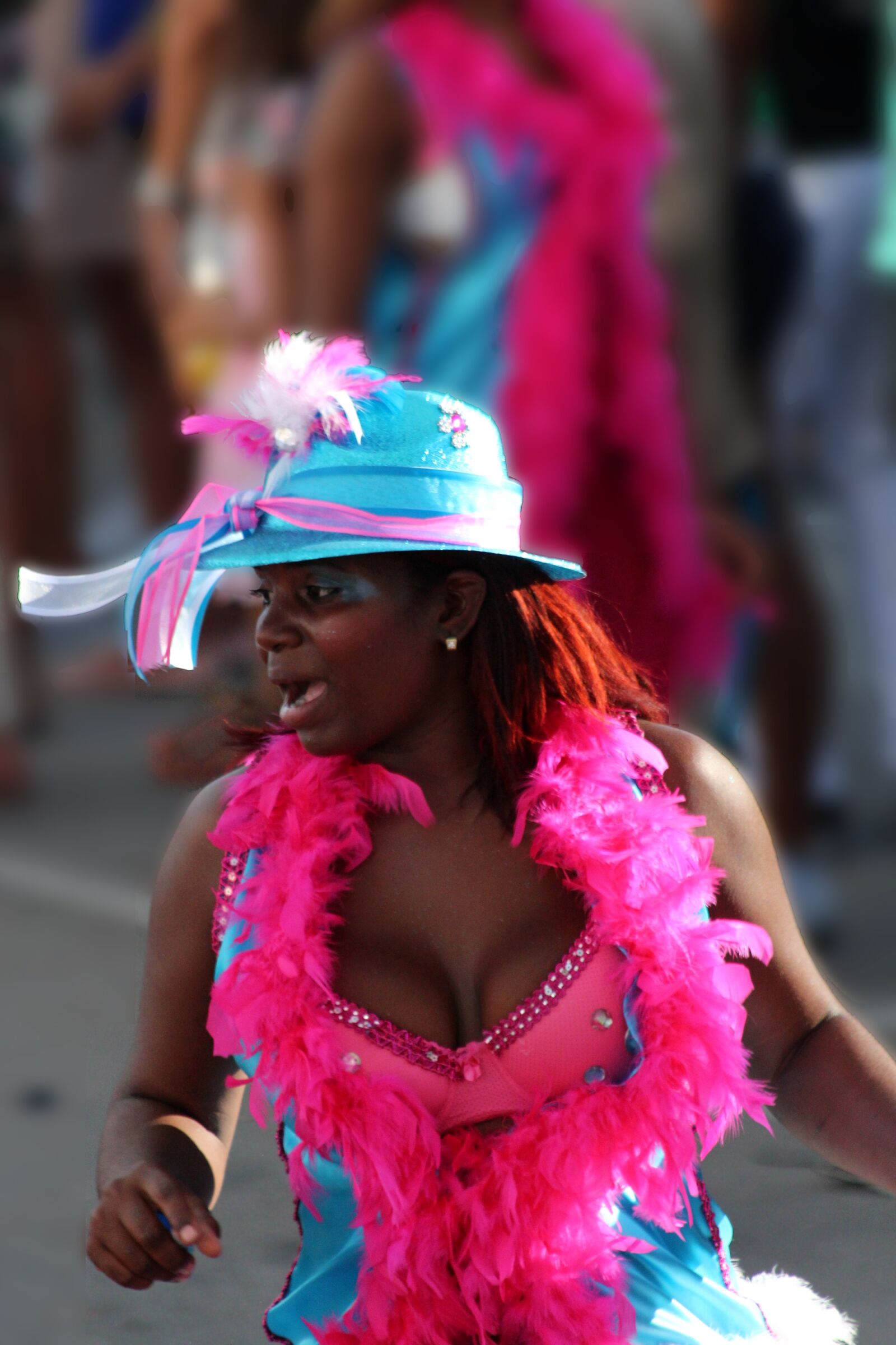 Canon EOS 650D (EOS Rebel T4i / EOS Kiss X6i) sample photo. Woman, carnival, masquerade photography