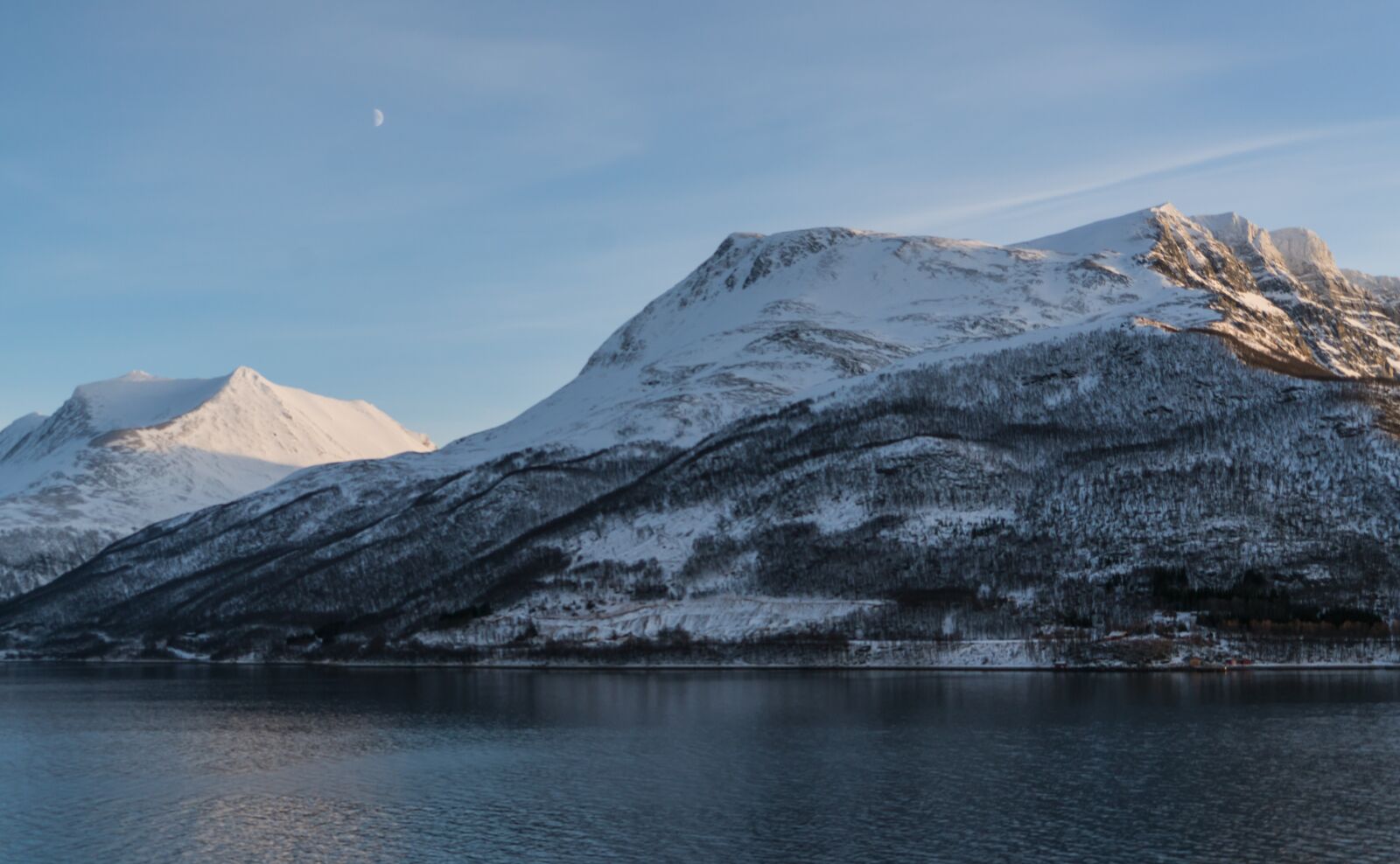 Sony a7R II sample photo. Norway, fjord, snow photography