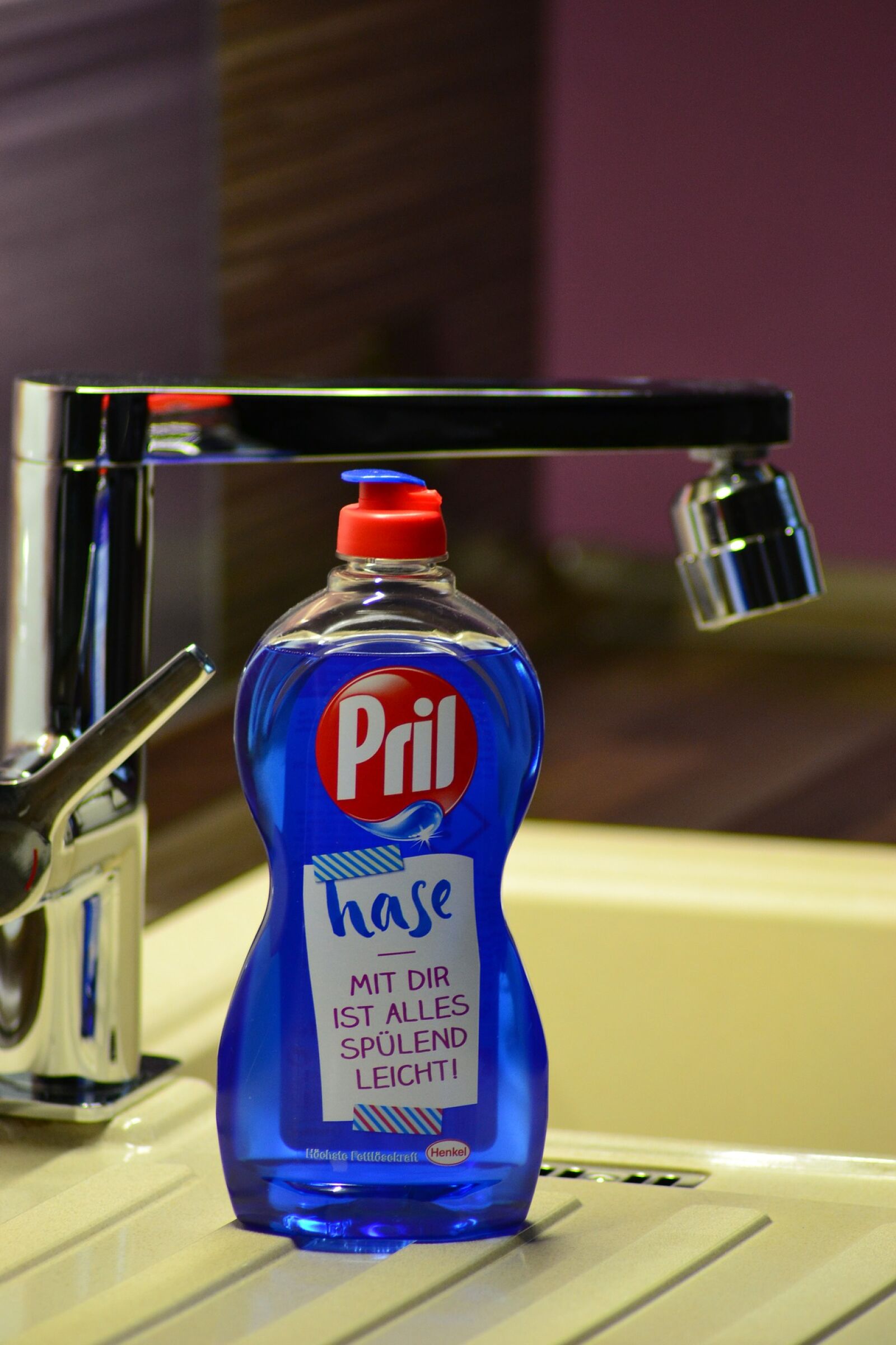 Nikon D3100 sample photo. Hare, jolly, kitchen, sink photography