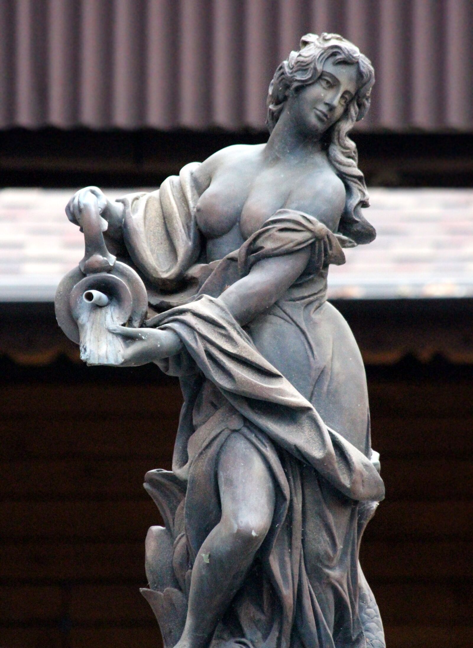 Canon EOS 650D (EOS Rebel T4i / EOS Kiss X6i) sample photo. Stone woman, park sculpture photography