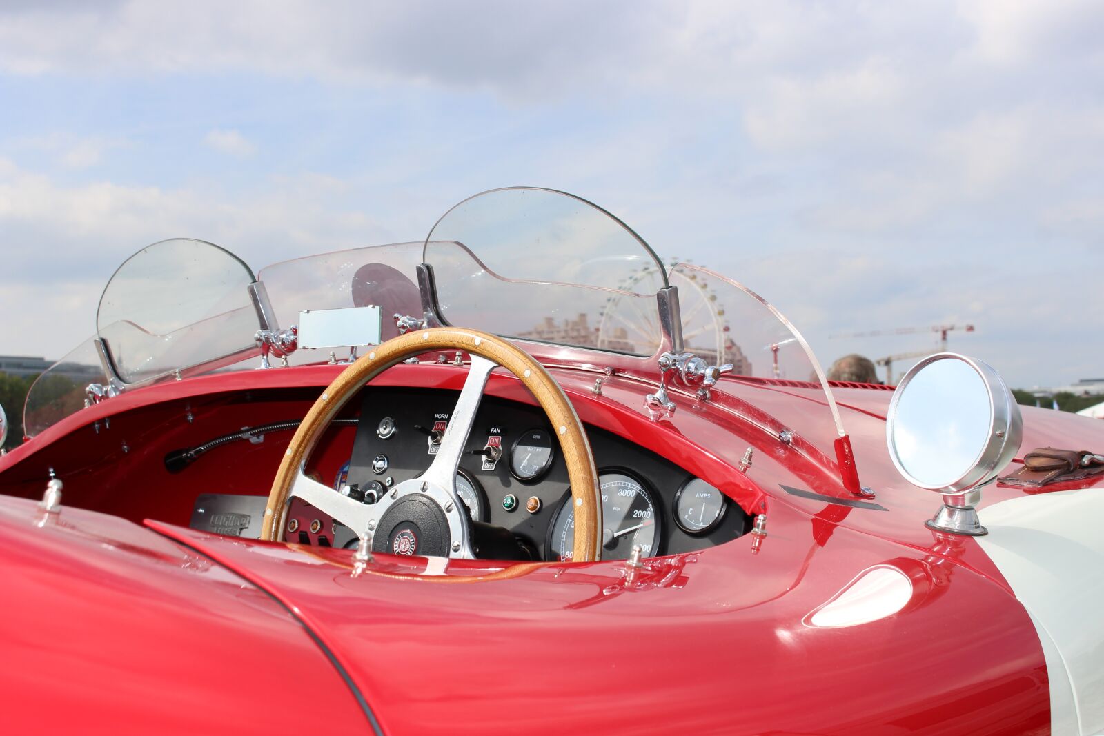 Canon EOS 700D (EOS Rebel T5i / EOS Kiss X7i) sample photo. Jaguar, old, auto photography