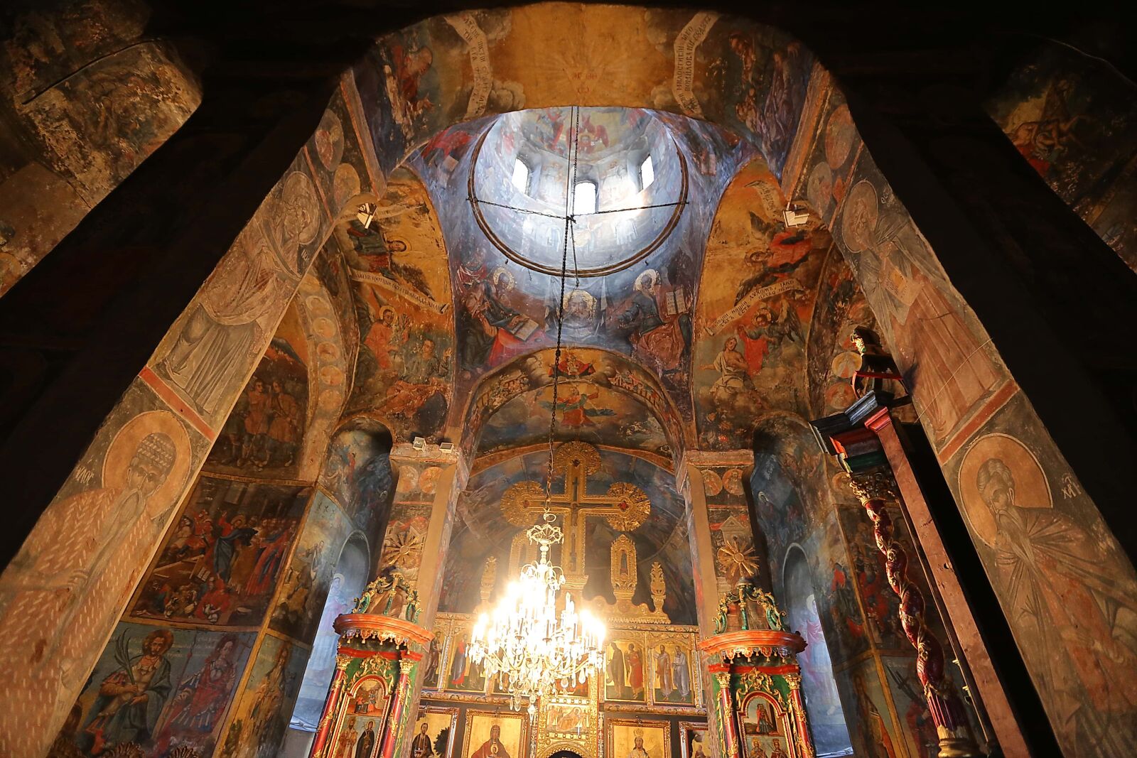 Canon EF 16-35mm F2.8L II USM sample photo. Monastery, byzantine, interior decoration photography