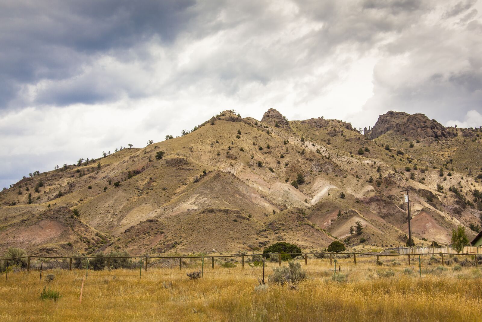 Canon EOS 5D Mark II sample photo. Mountain, hill, field photography