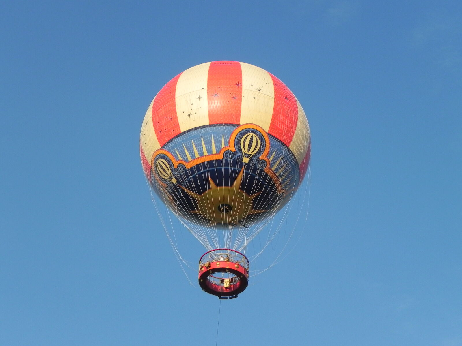 Nikon Coolpix P100 sample photo. Hotair, balloon photography