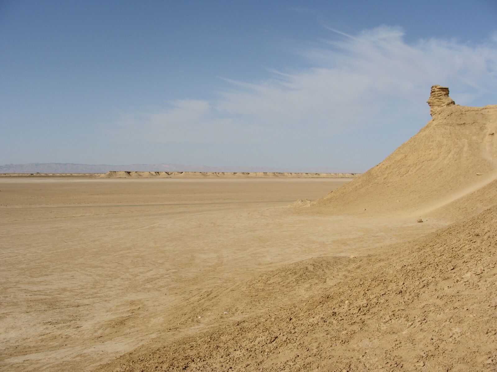 Sony Cyber-shot DSC-H10 sample photo. Sand, sahara, desert photography