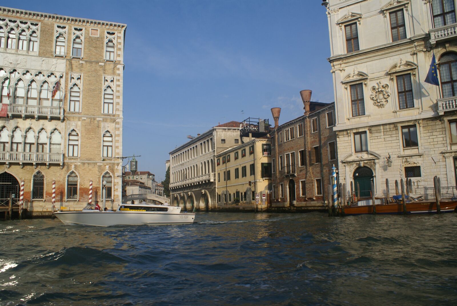 Sony Alpha DSLR-A100 sample photo. Italy, venice, travel photography