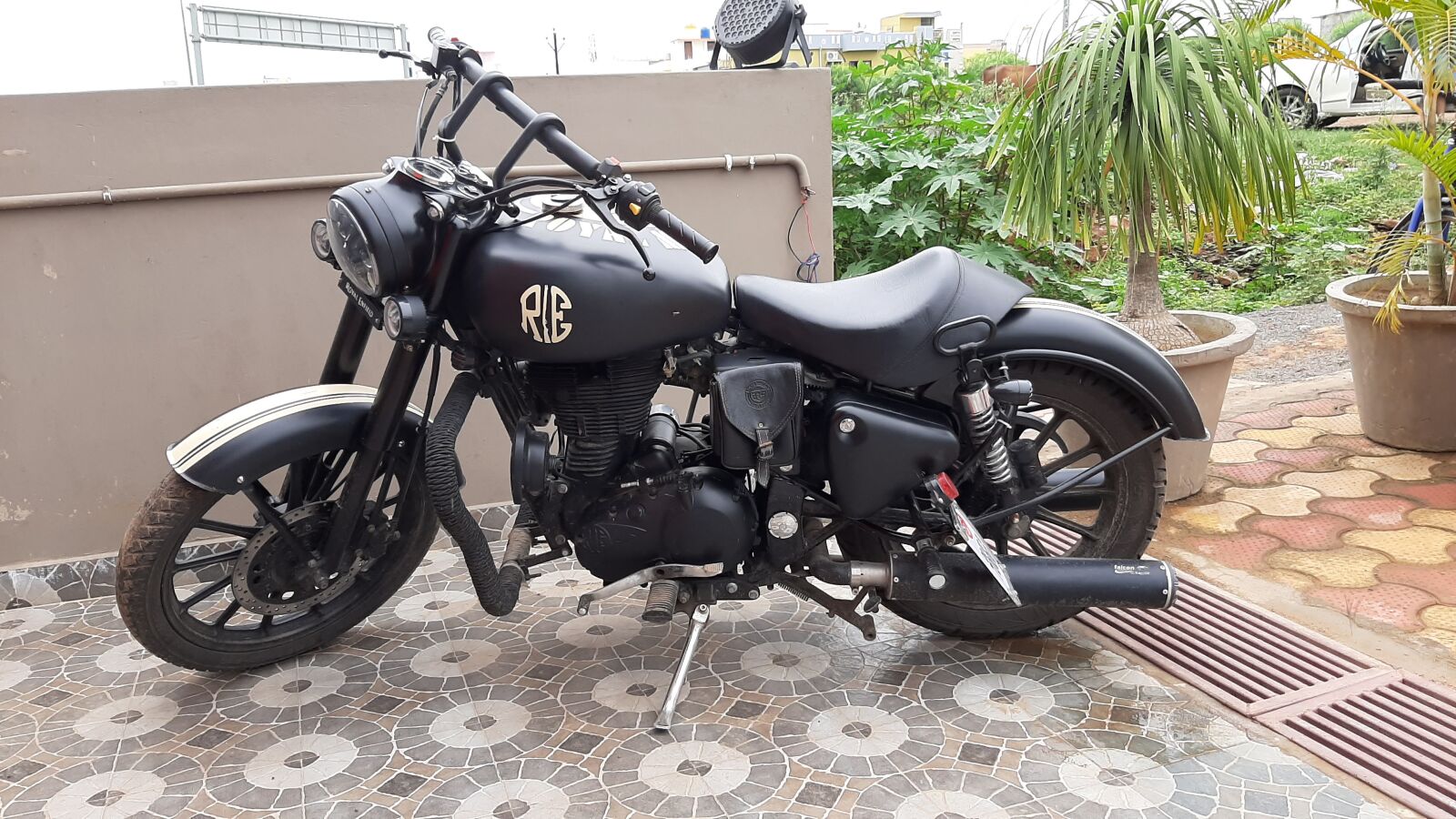 Samsung Galaxy A50 sample photo. Bullet, royalenfield, enfield photography