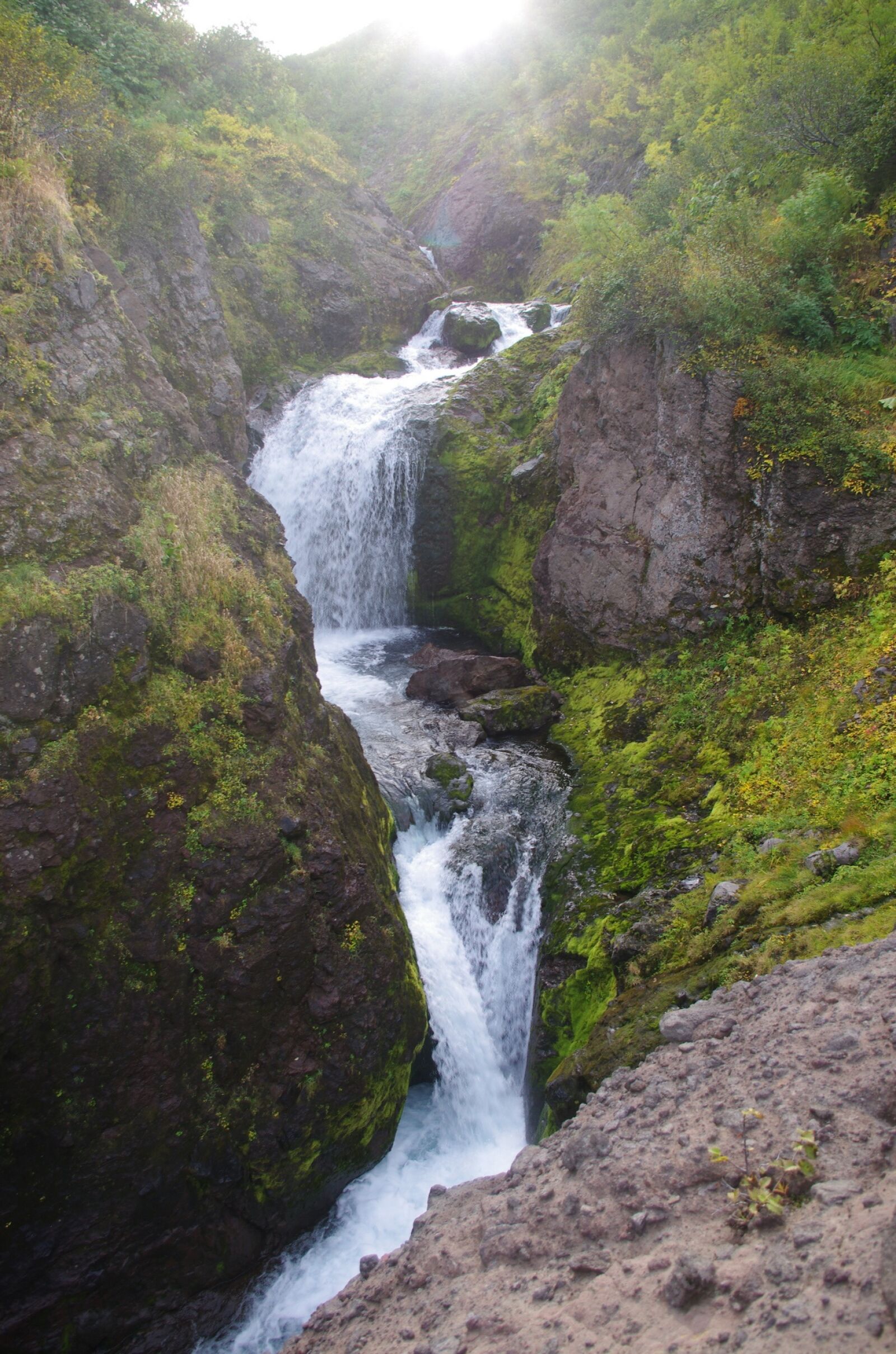 Pentax K-5 sample photo. Waterfall, spillway, autumn photography