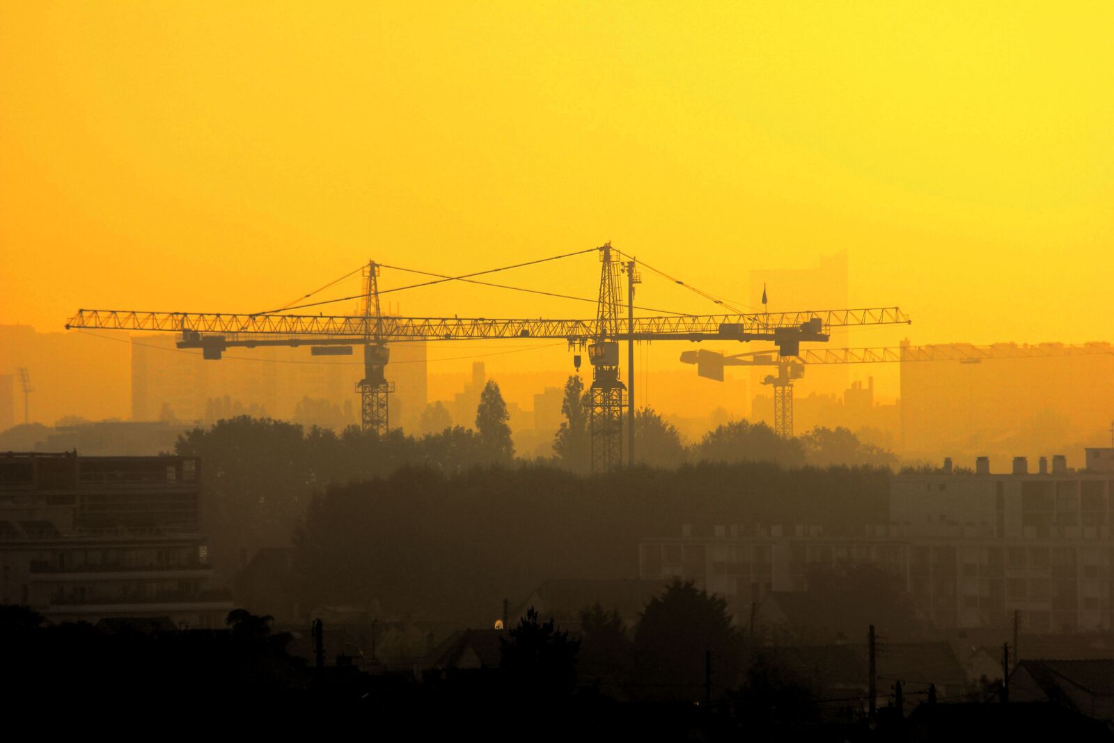 Canon EOS 550D (EOS Rebel T2i / EOS Kiss X4) sample photo. Crane, structure, machinery photography