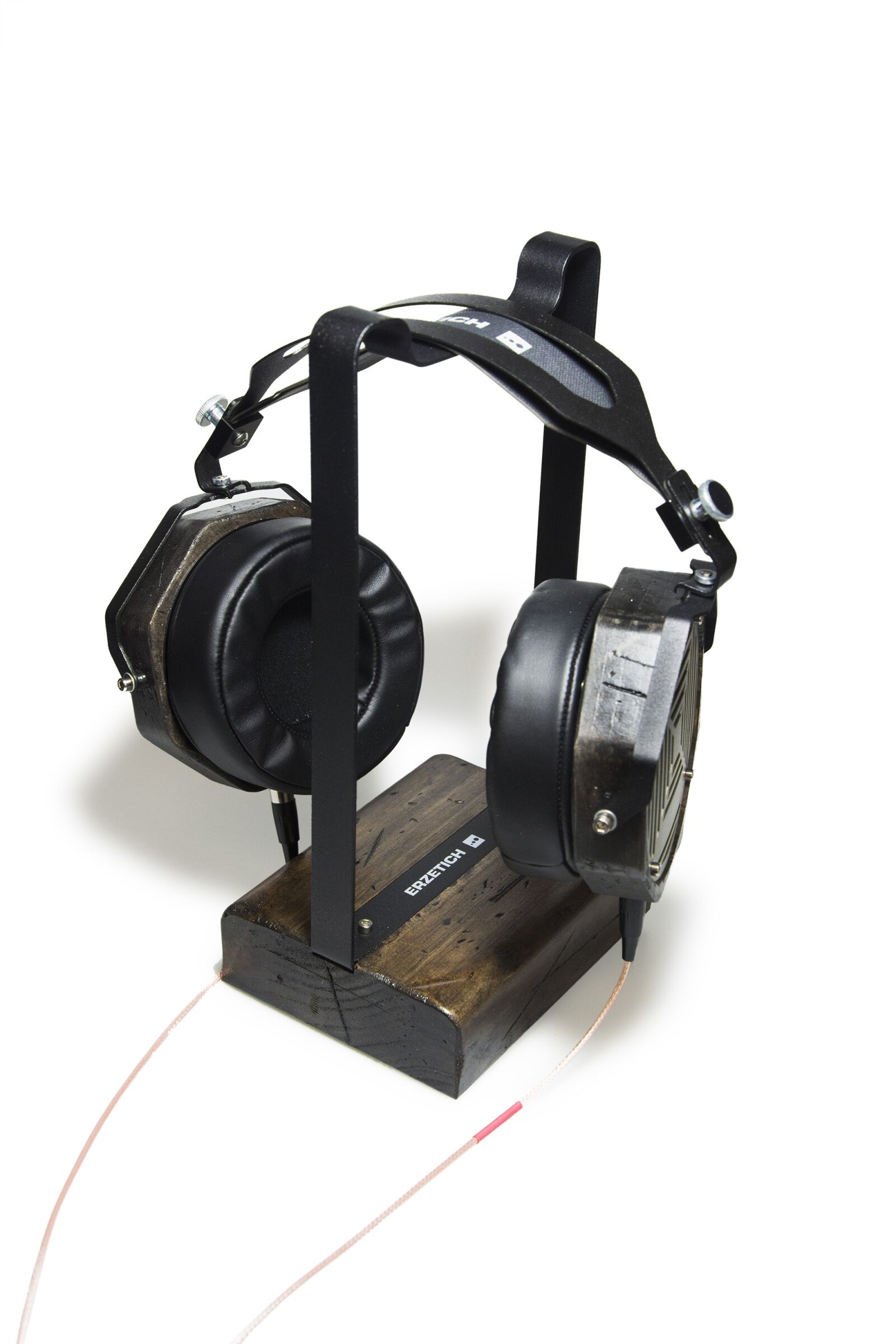 Nikon D7200 sample photo. Headphones, stand, music photography