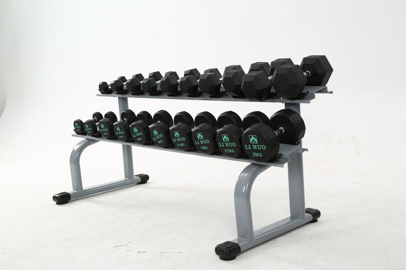 Canon EF 24-105mm F4L IS USM sample photo. Fitness equipment, dumbbell, a photography