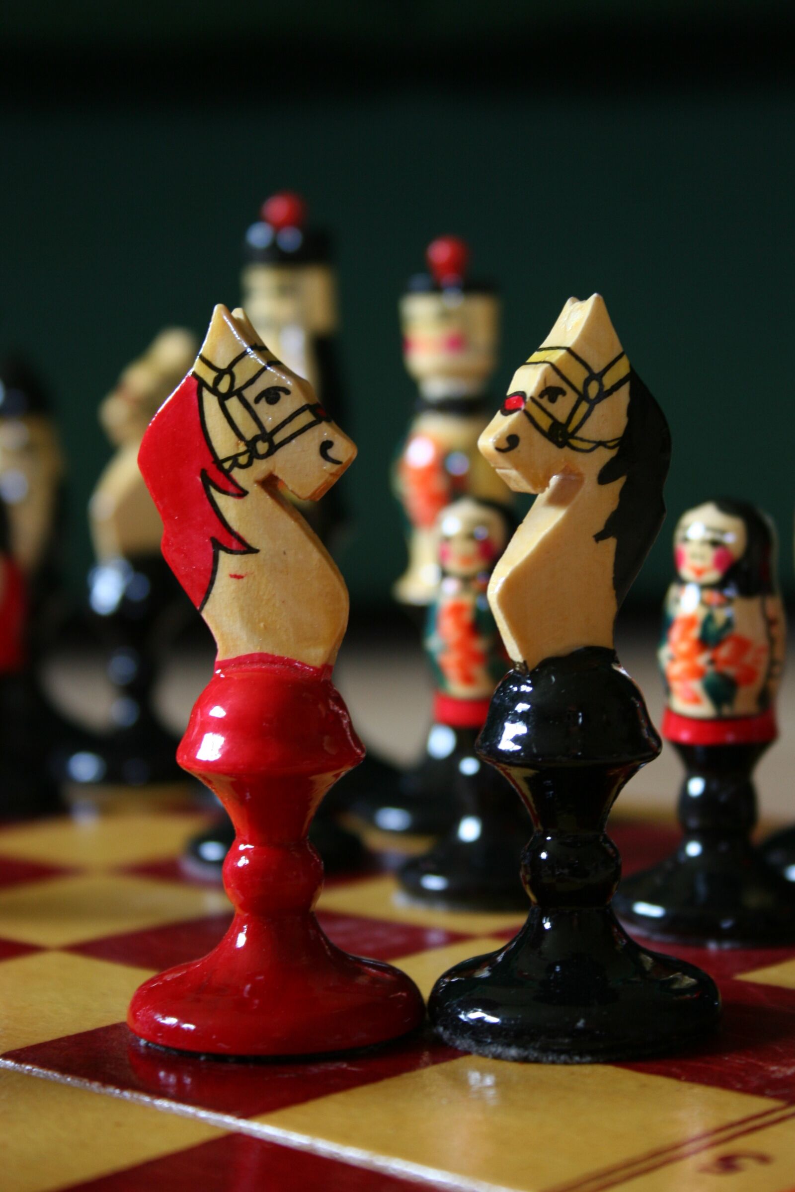 Canon EOS 20D sample photo. Chess, queen, contest photography