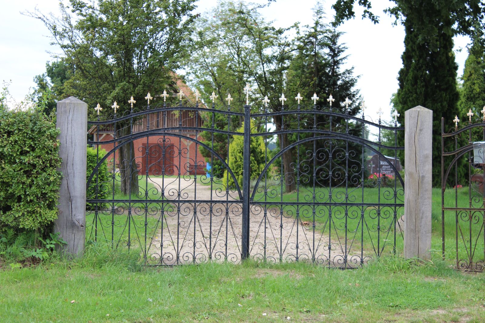 Canon EOS 600D (Rebel EOS T3i / EOS Kiss X5) sample photo. Woltersdorf, germany, wendland photography