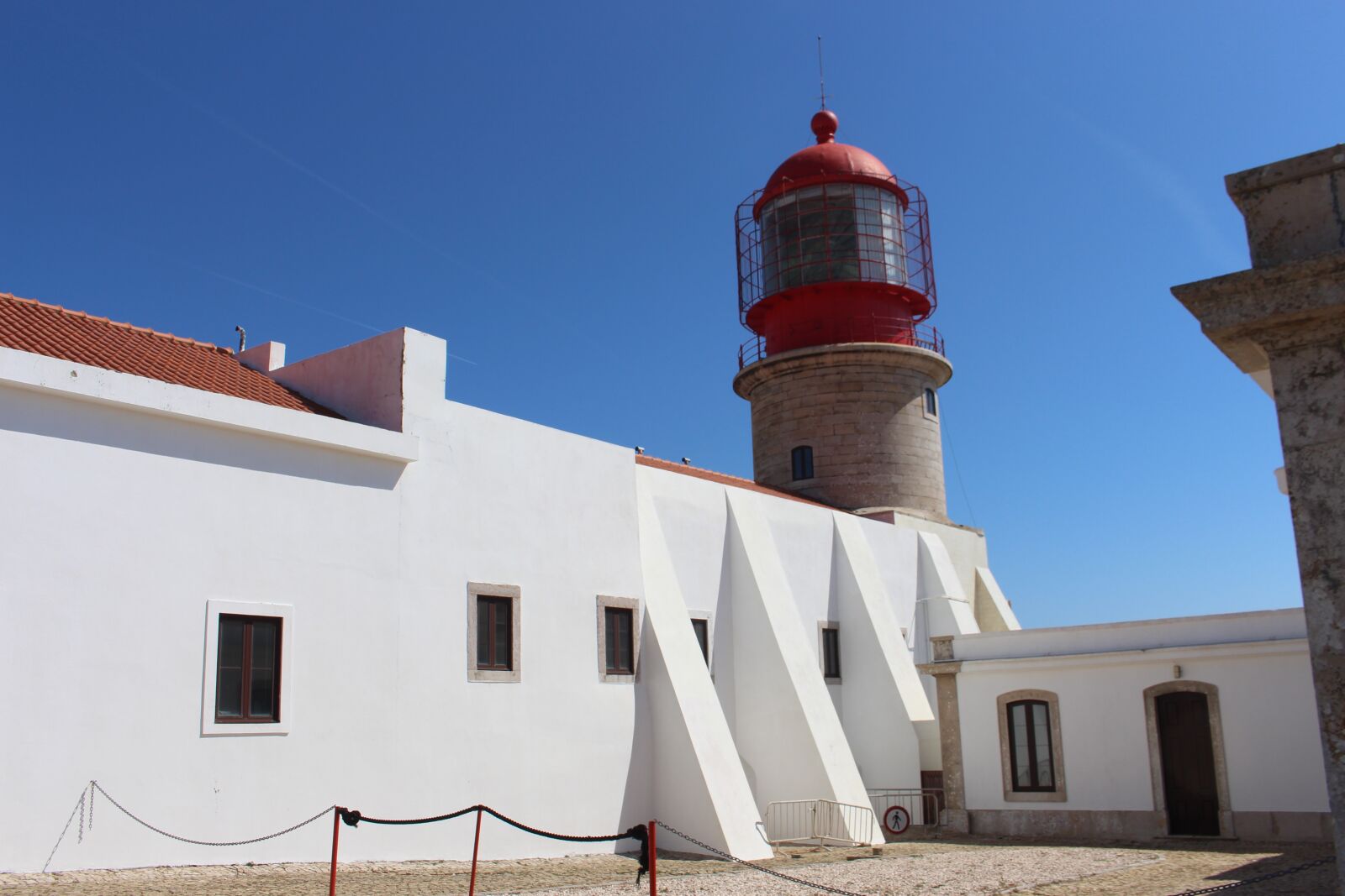 Canon EOS 700D (EOS Rebel T5i / EOS Kiss X7i) sample photo. Lighthouse, portugal, sintra photography