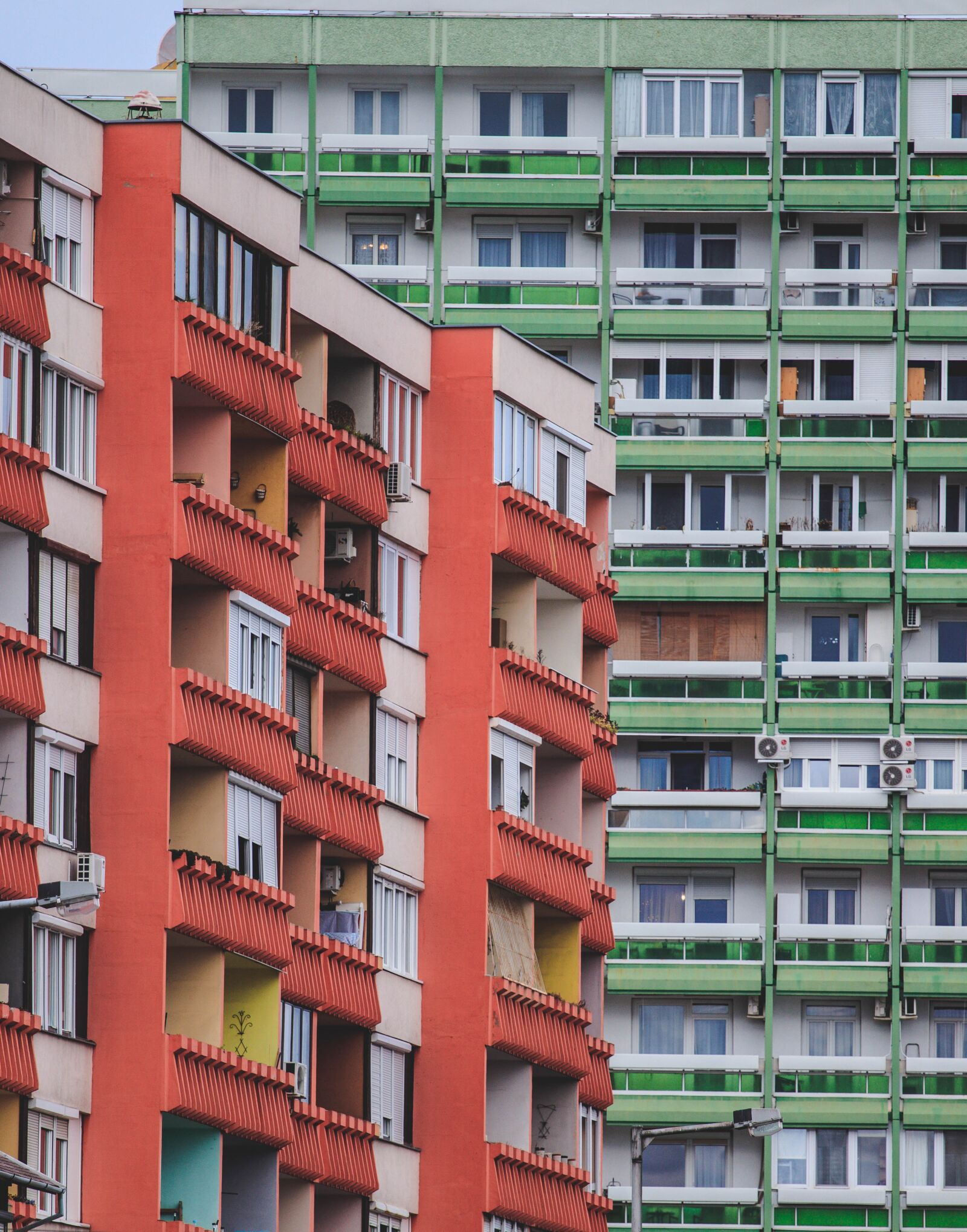 Canon EF 70-200mm F4L USM sample photo. City, building, architecture photography