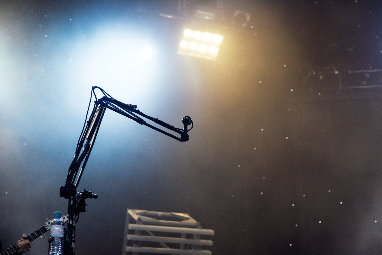 Canon EOS 5D sample photo. Lights, music, concert, stage photography